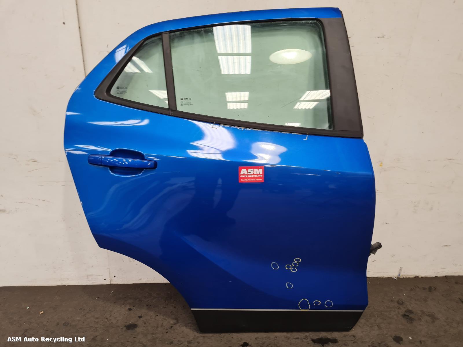 View Auto part R Rear Door Vauxhall Mokka 2015