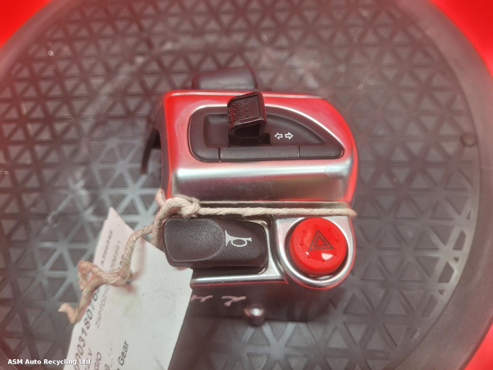 View Auto part LH Switch Gear Piaggio Mp3 300 2022
