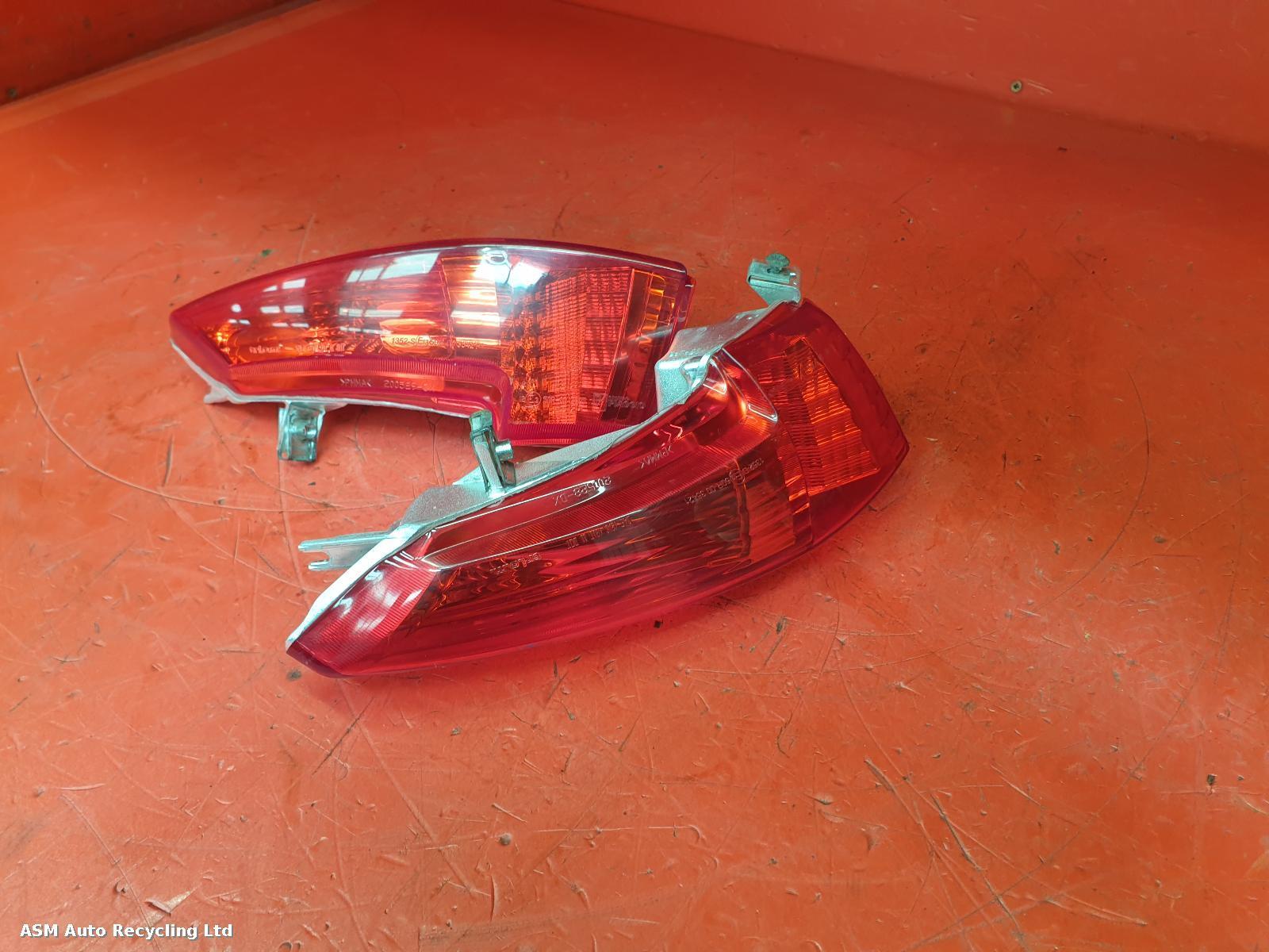 View Auto part Taillight Piaggio Mp3 300 2022