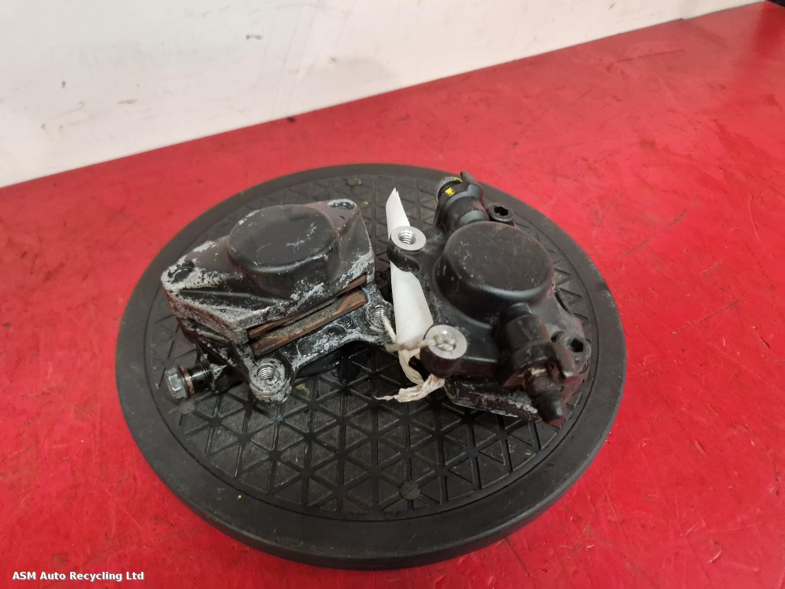 View Auto part Caliper Piaggio Mp3 300 2022