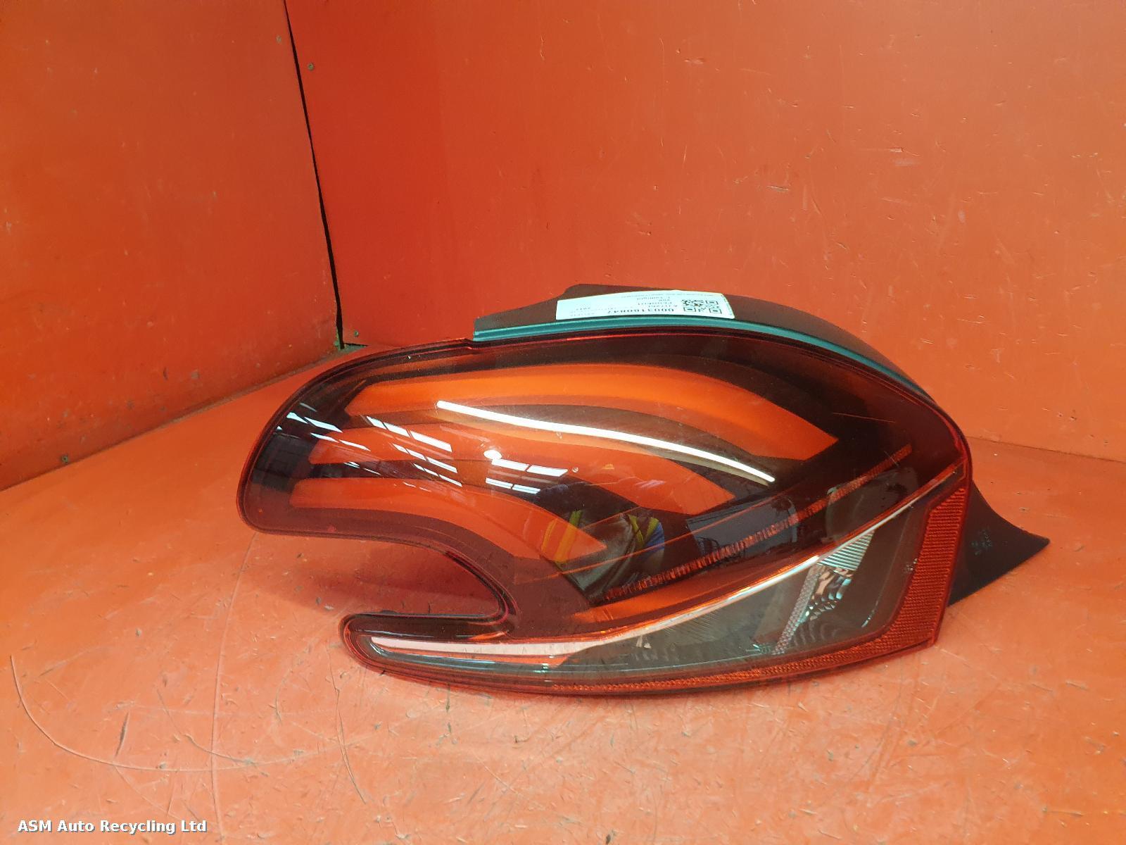 View Auto part L Taillight Peugeot 208 2017