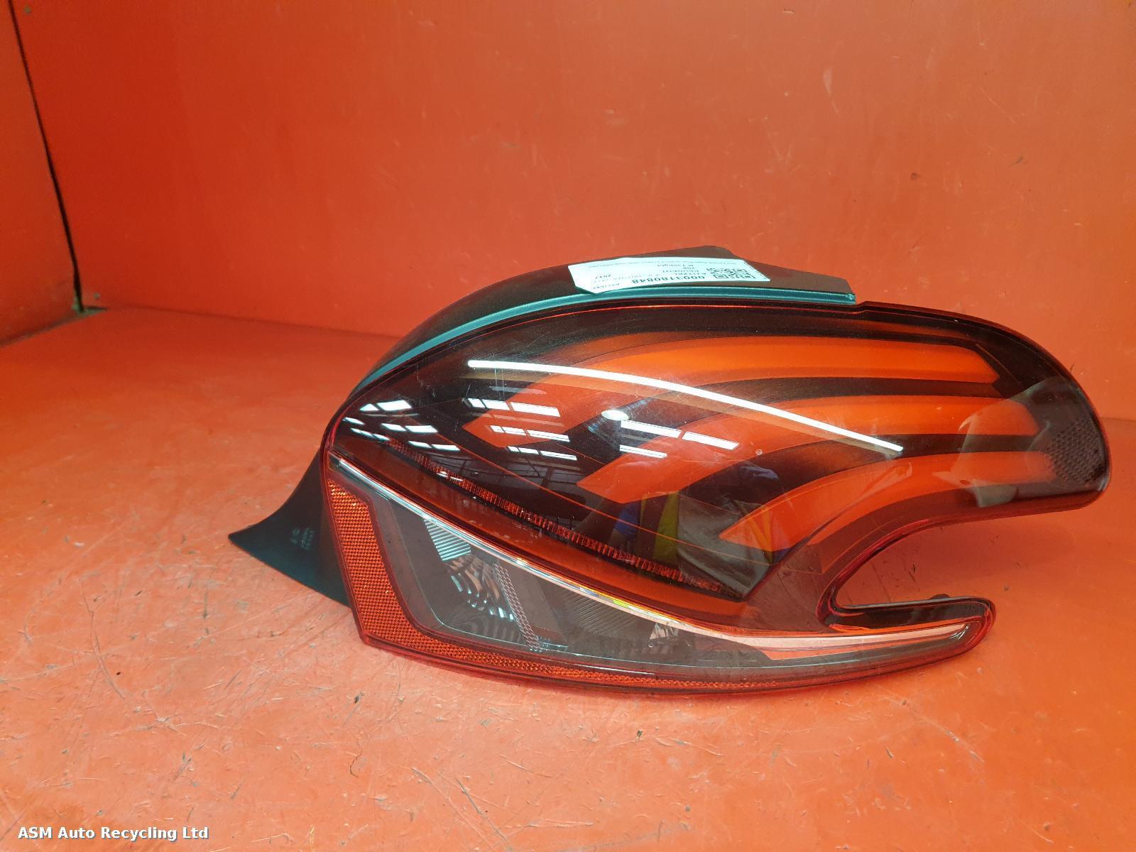 View Auto part R Taillight Peugeot 208 2017