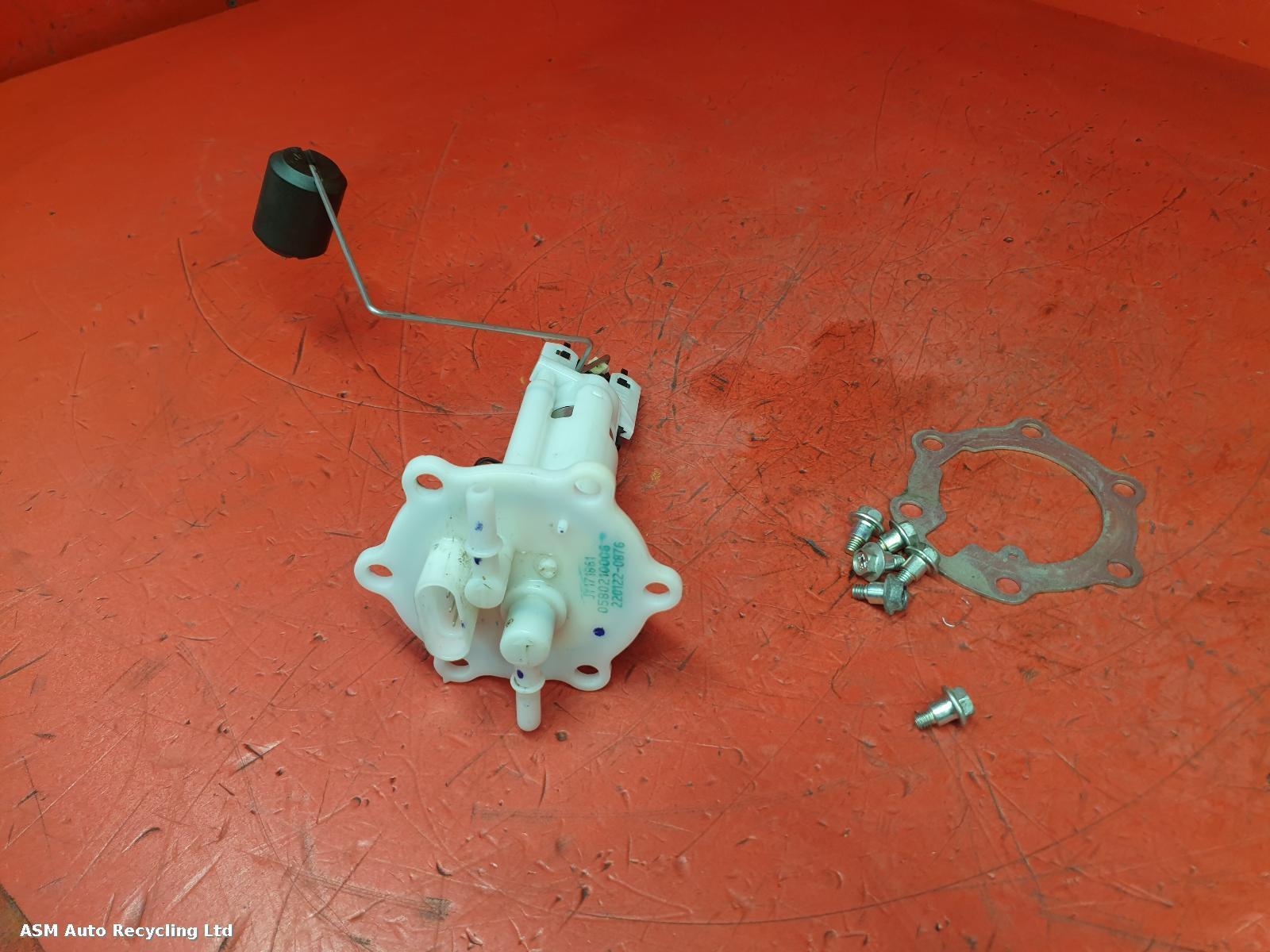 View Auto part Fuel Pump Ktm 125 Duke 2022