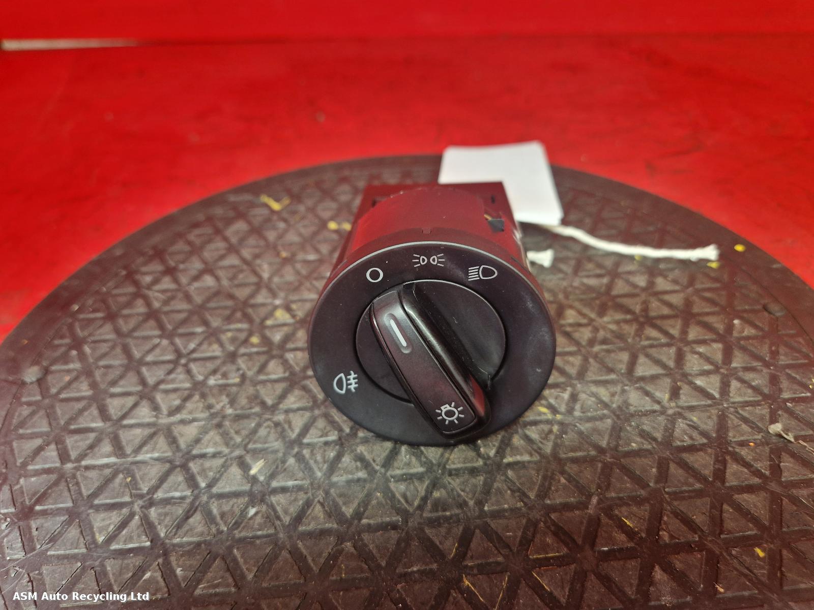 View Auto part Headlight Switch Volkswagen Up 2014