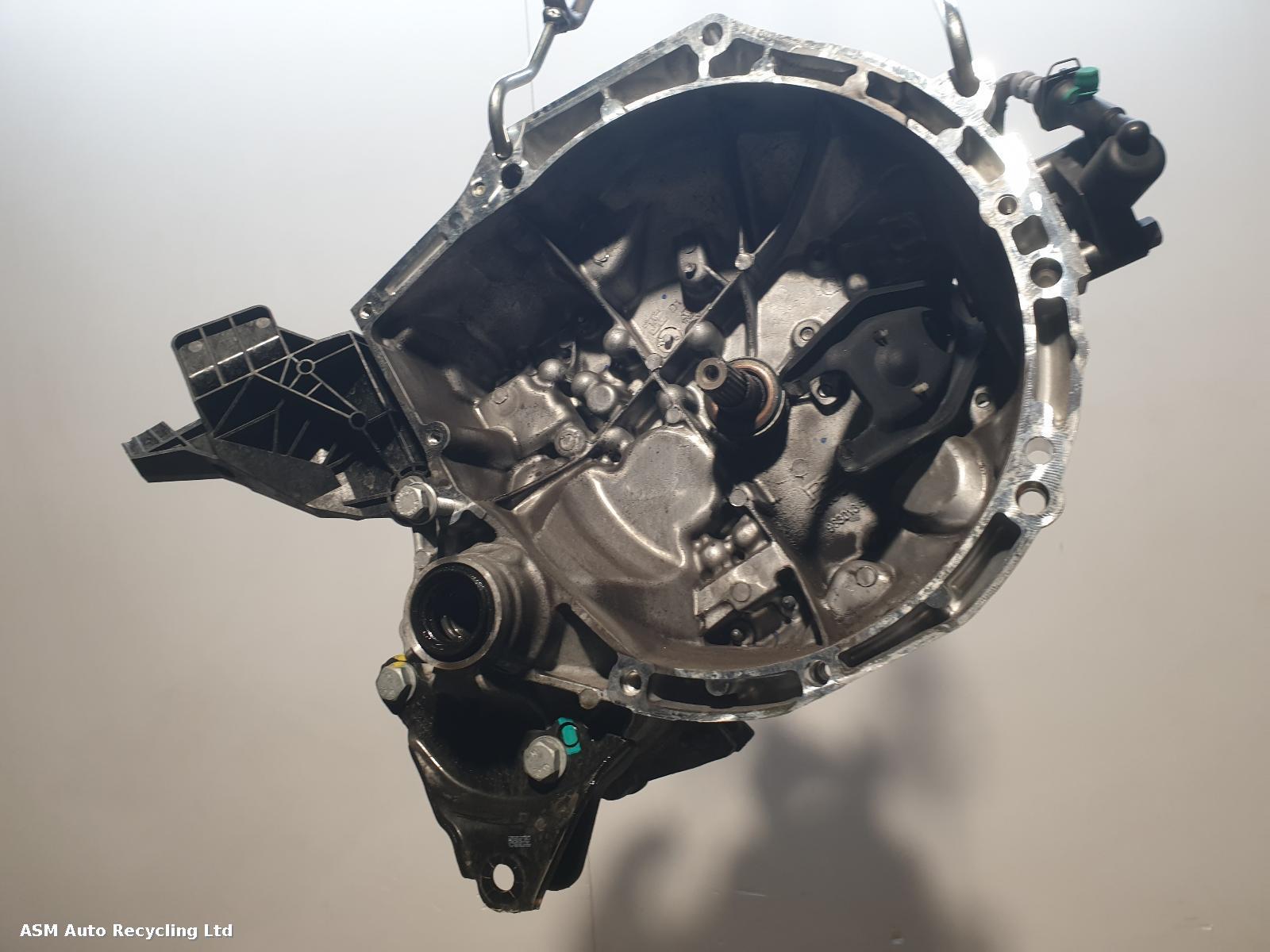 View Auto part Gearbox Vauxhall Corsa 2024