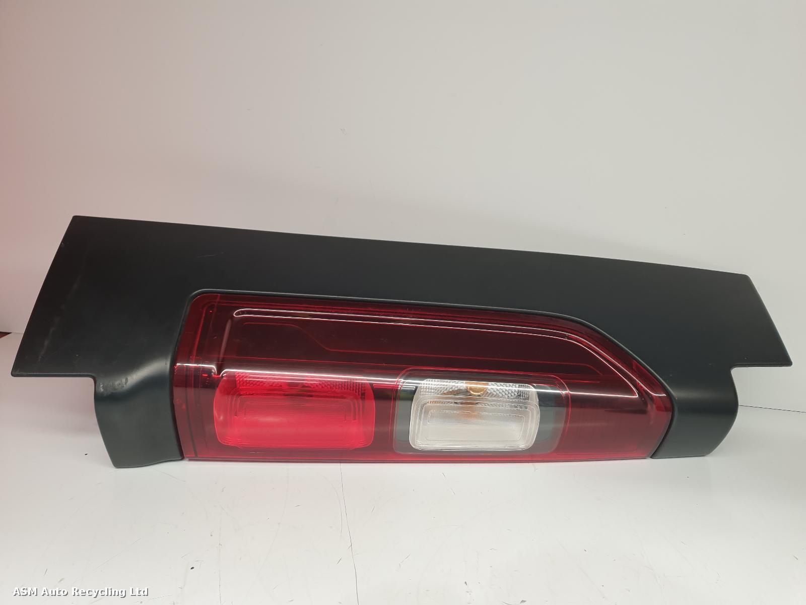 View Auto part L Taillight Renault Trafic 2018