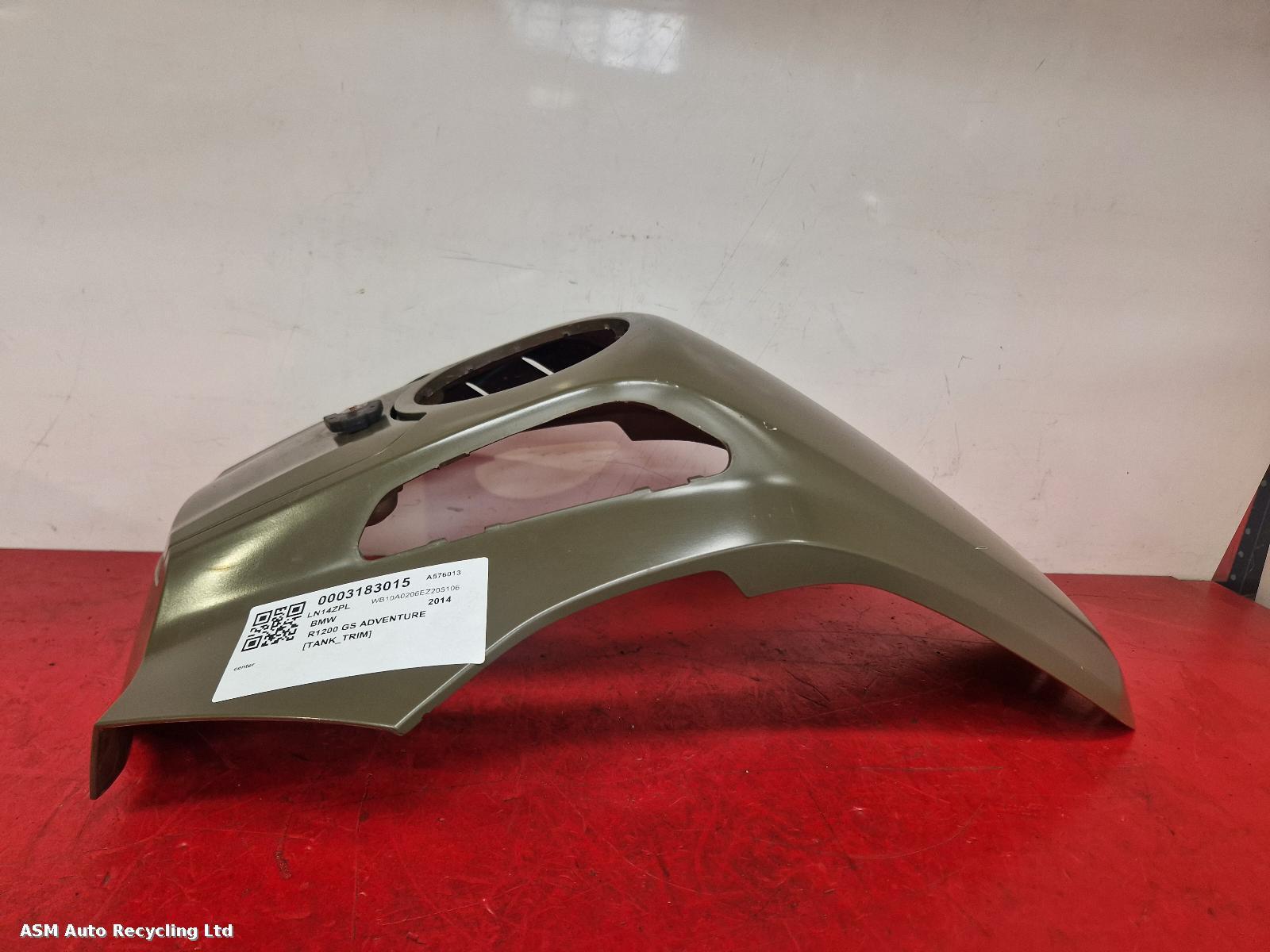 View Auto part Tank Trim Bmw R1200 Gs Adventure 2014