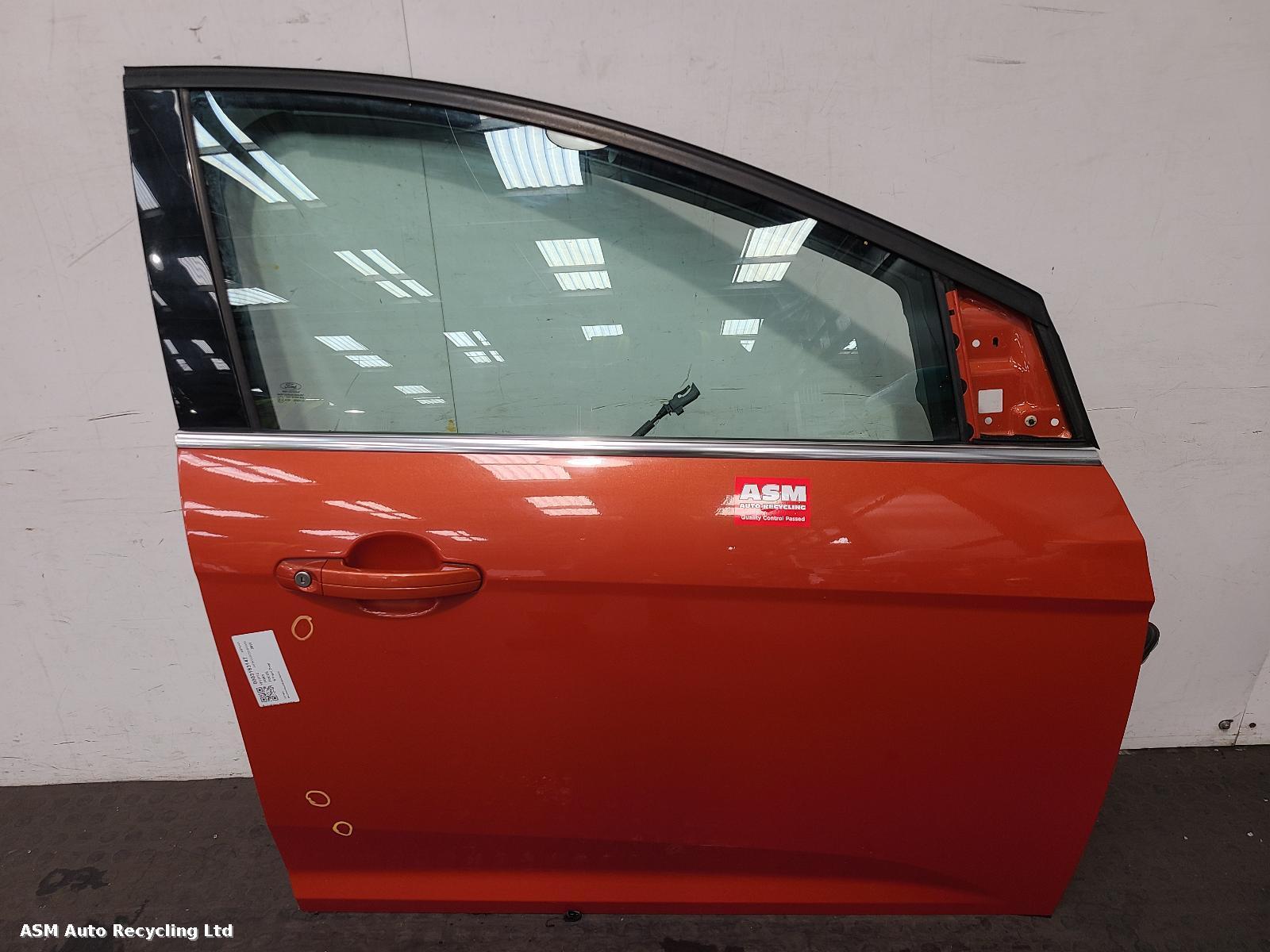 View Auto part R Front Door Ford Focus 2011