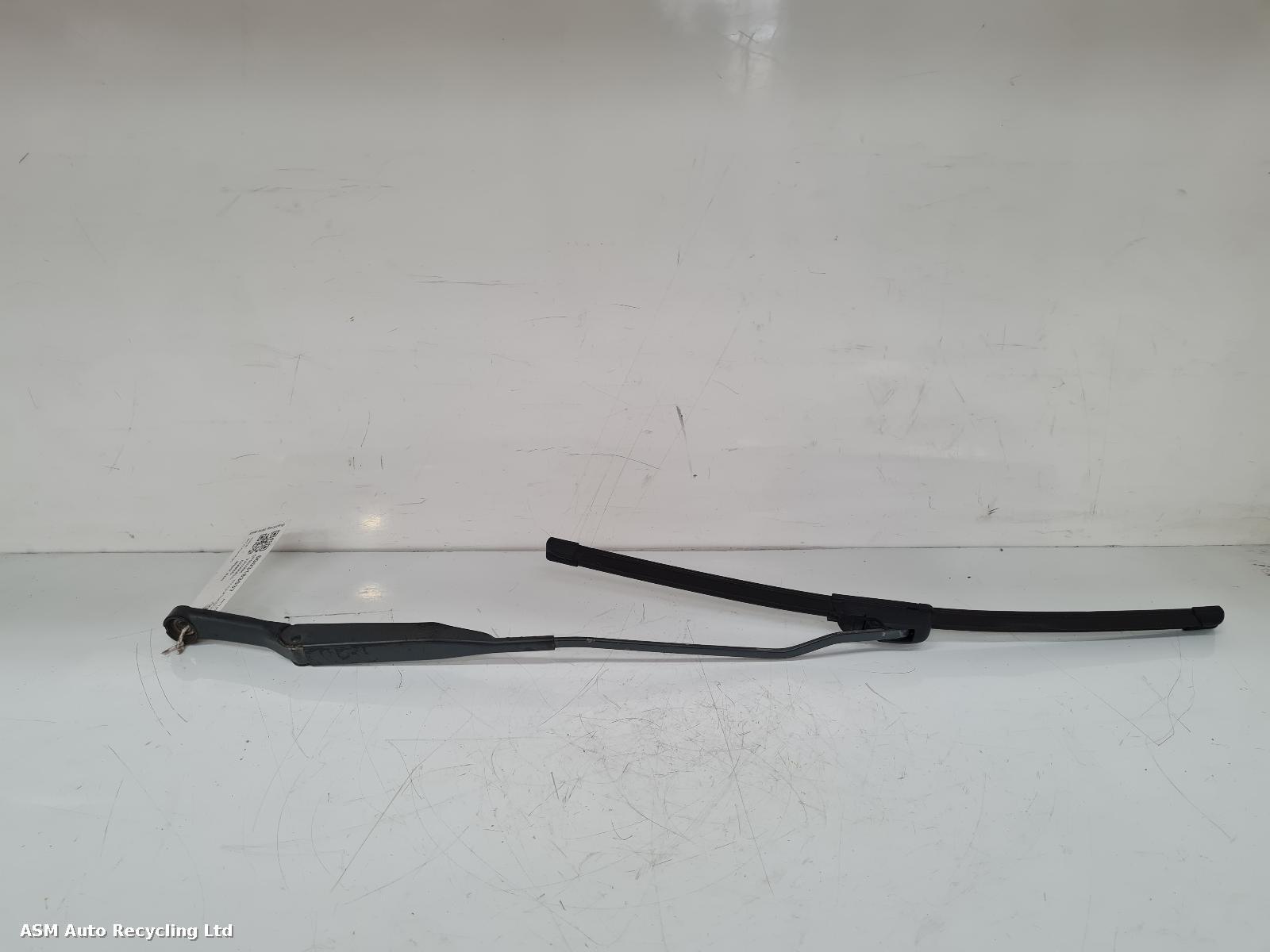View Auto part Wiper Arm Vauxhall Combo 2004