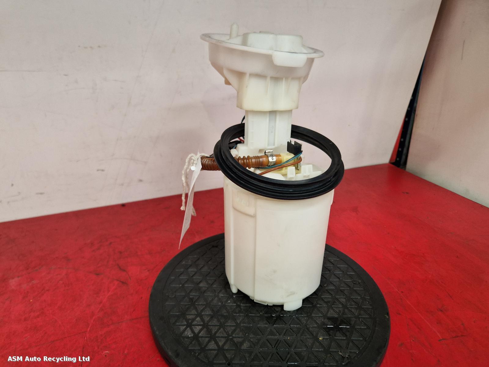 View Auto part Fuel Pump Mini (bmw) Mini 2006