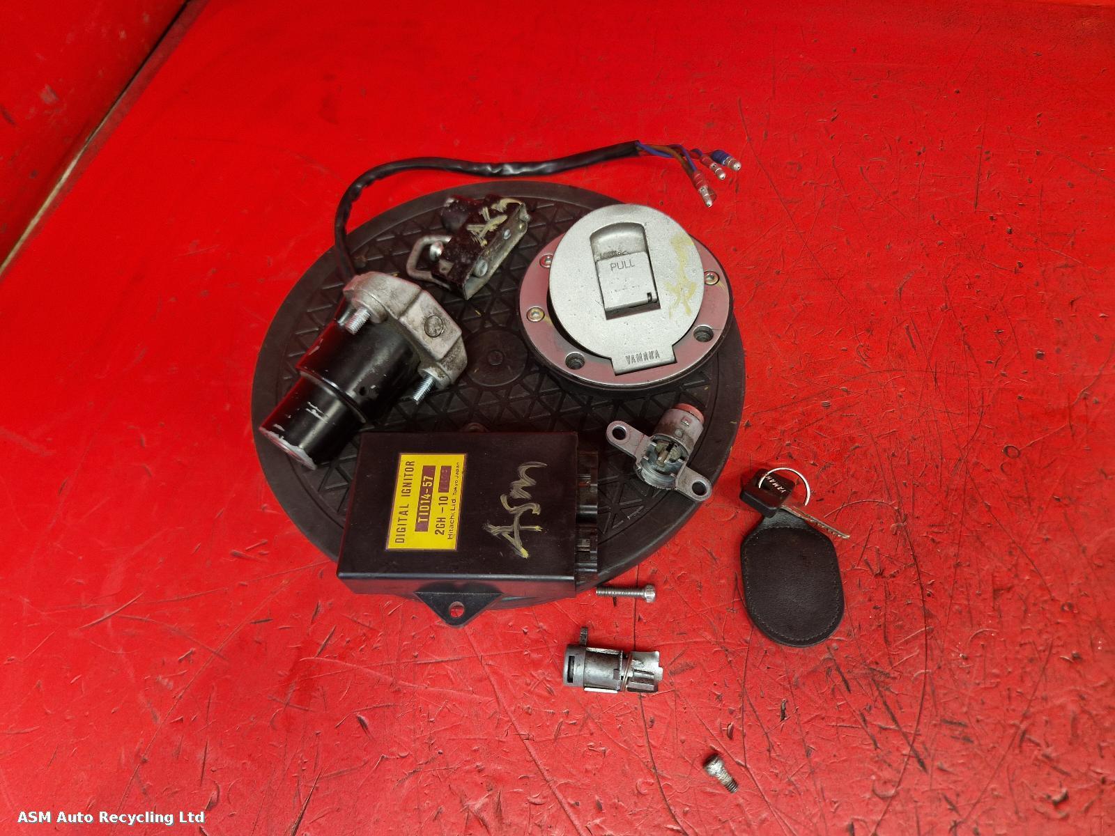 View Auto part Comp.Lock Set + Keys Yamaha Fzr 1000 1987