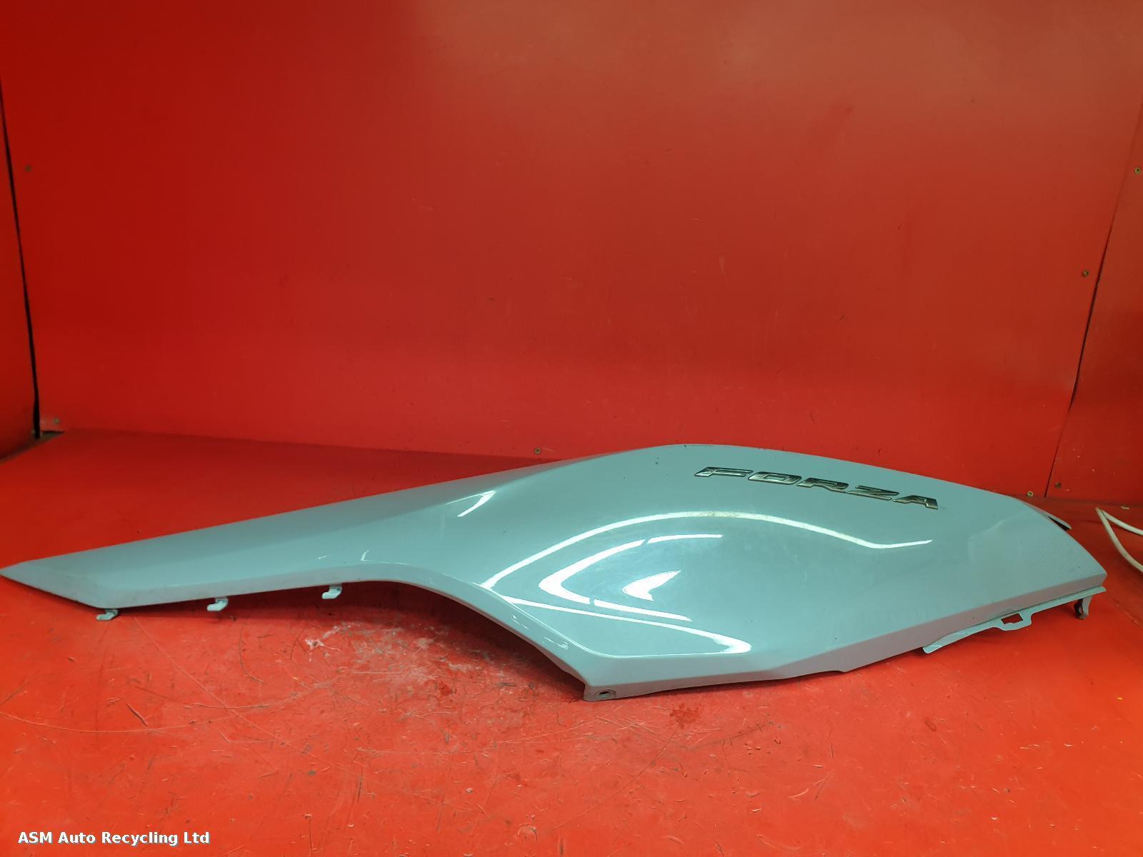 View Auto part Seat Cowl Honda Nss 300 Forza 2020
