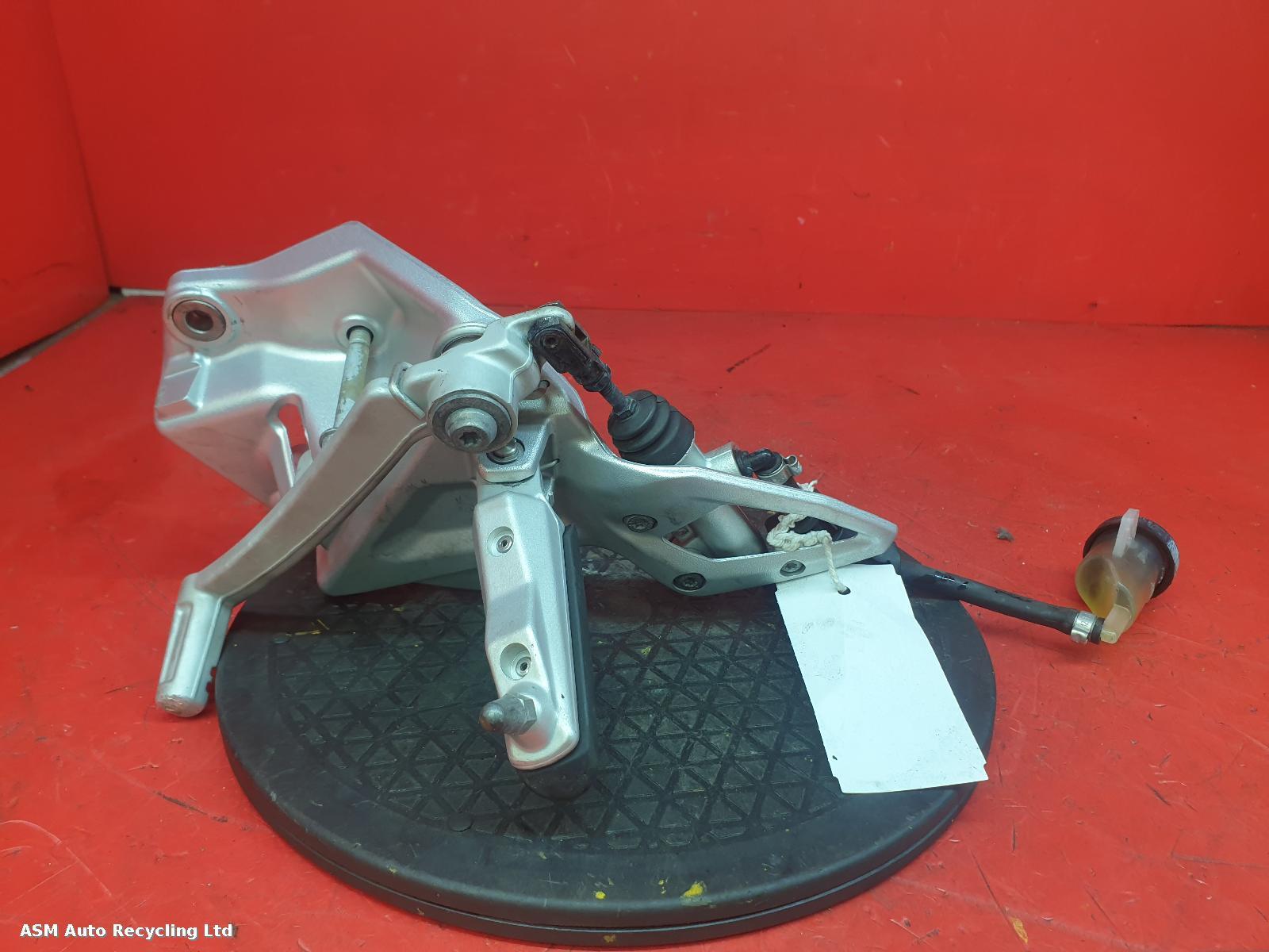 View Auto part Right Footrest Bmw F800gt 2015