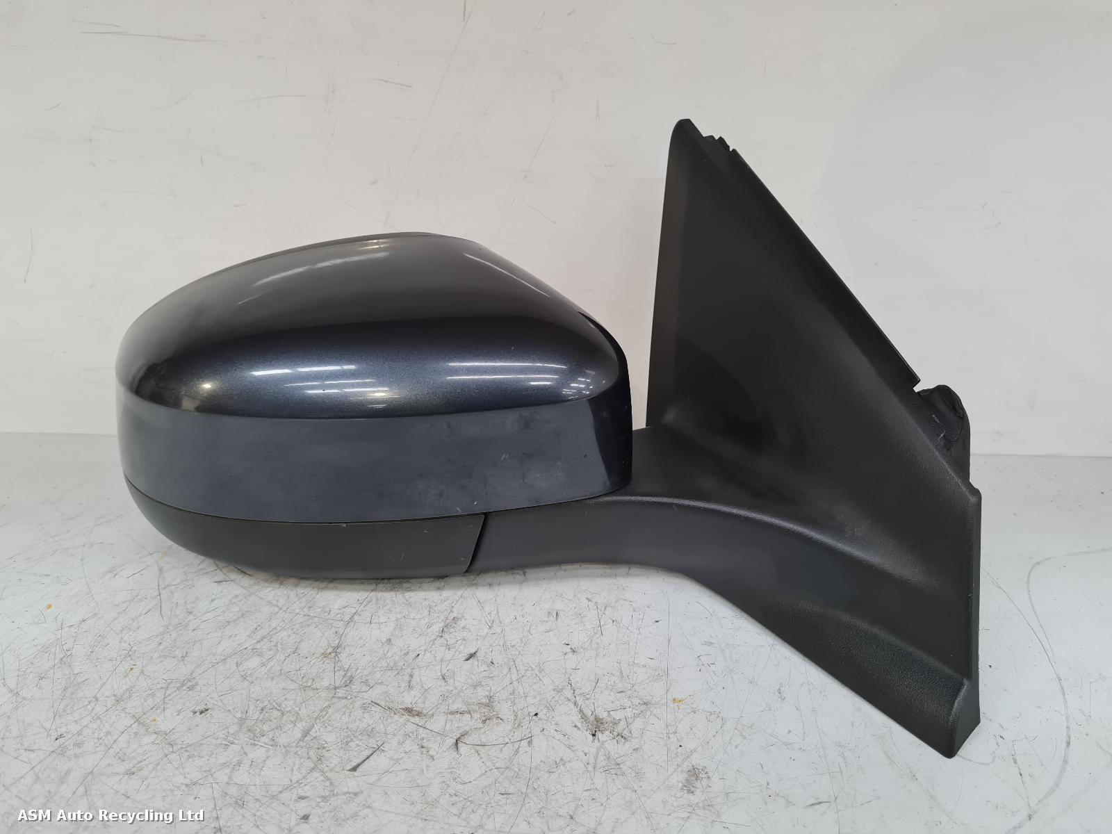 View Auto part R Door Mirror Ford Mondeo 2010