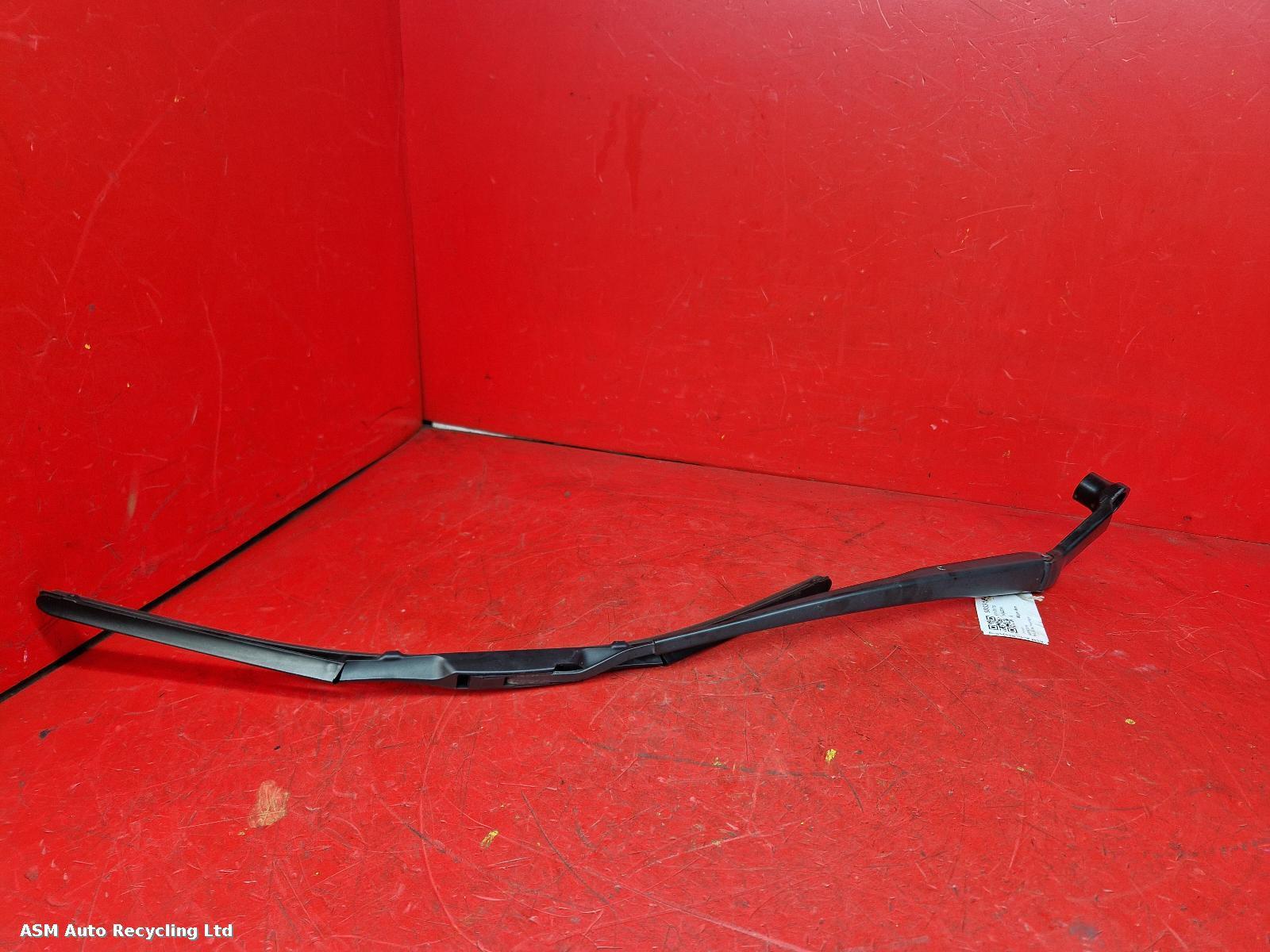 View Auto part Wiper Arm Mazda 6  2015