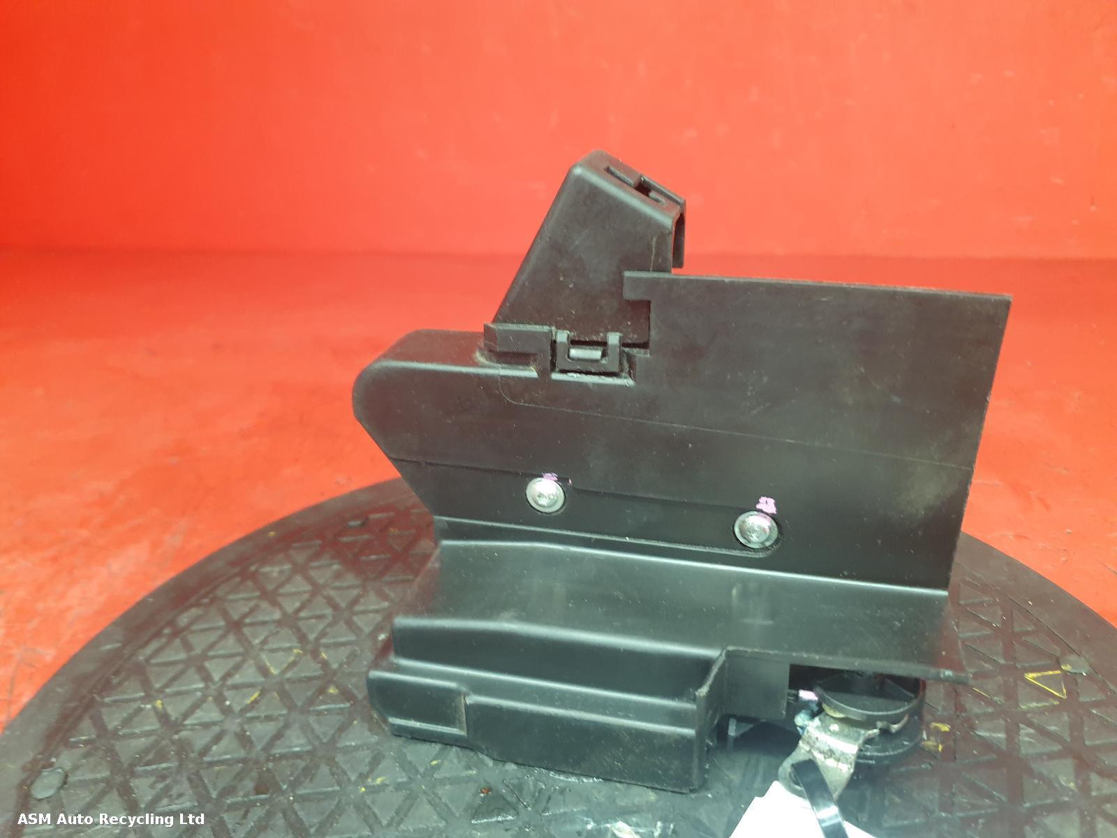 View Auto part Door Lock Assembly Dacia Sandero 2014