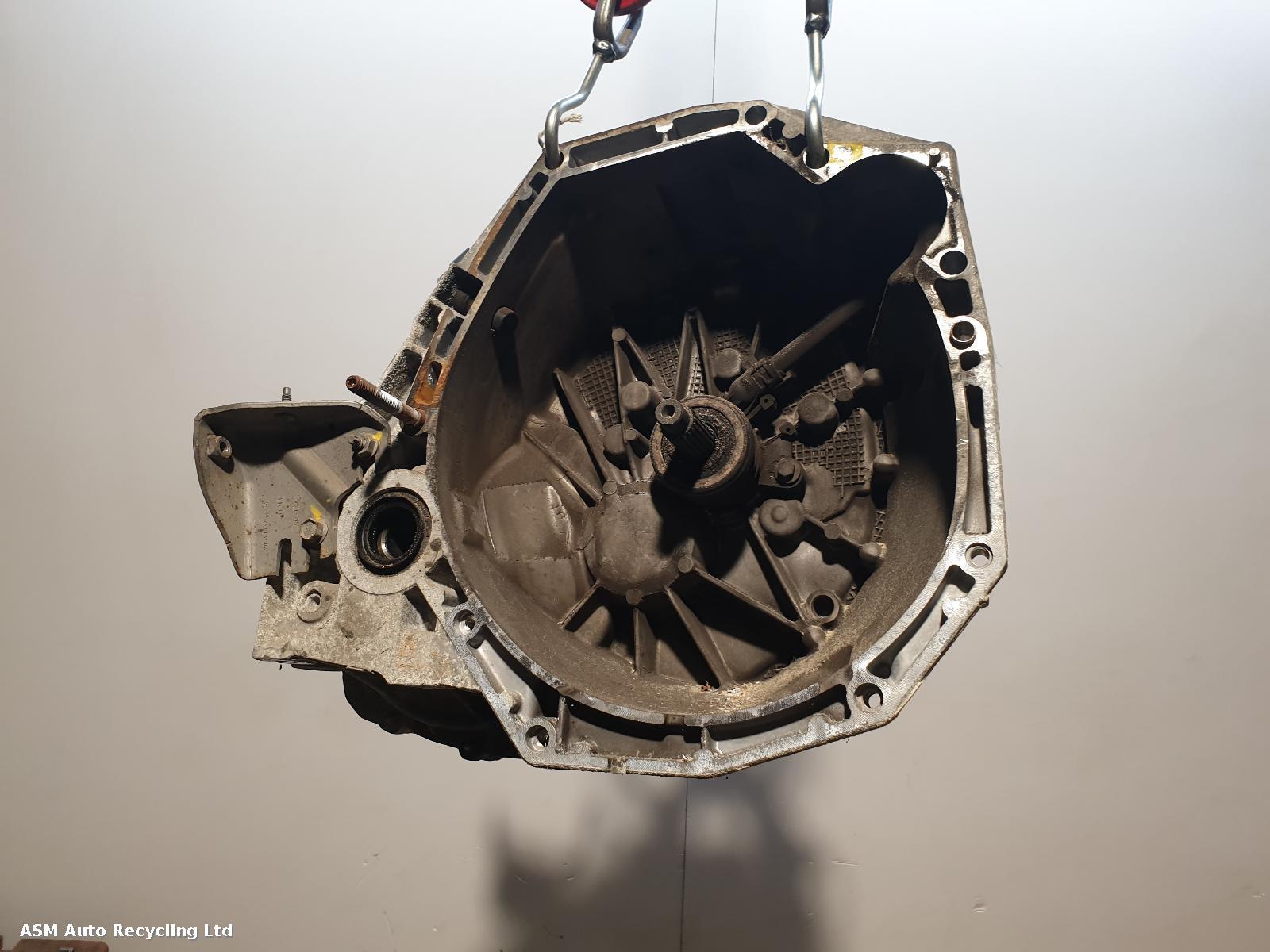 View Auto part Gearbox Nissan Qashqai 2020