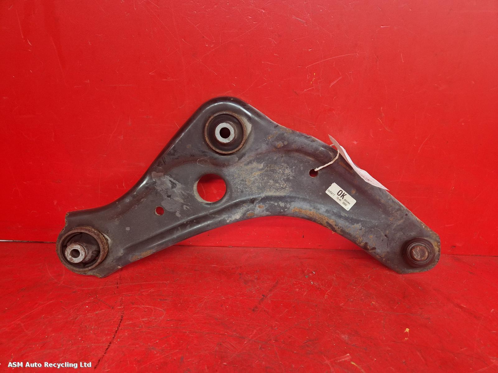 View Auto part RF Lower Control Arm Nissan Qashqai 2020