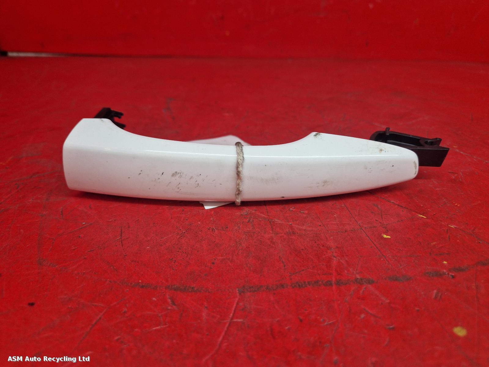 View Auto part Door Handle Vauxhall Corsa 2024