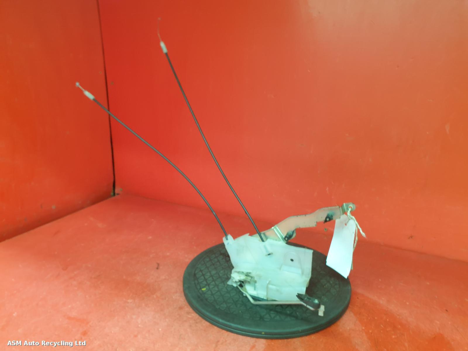 View Auto part Door Lock Assembly Suzuki Alto 2013