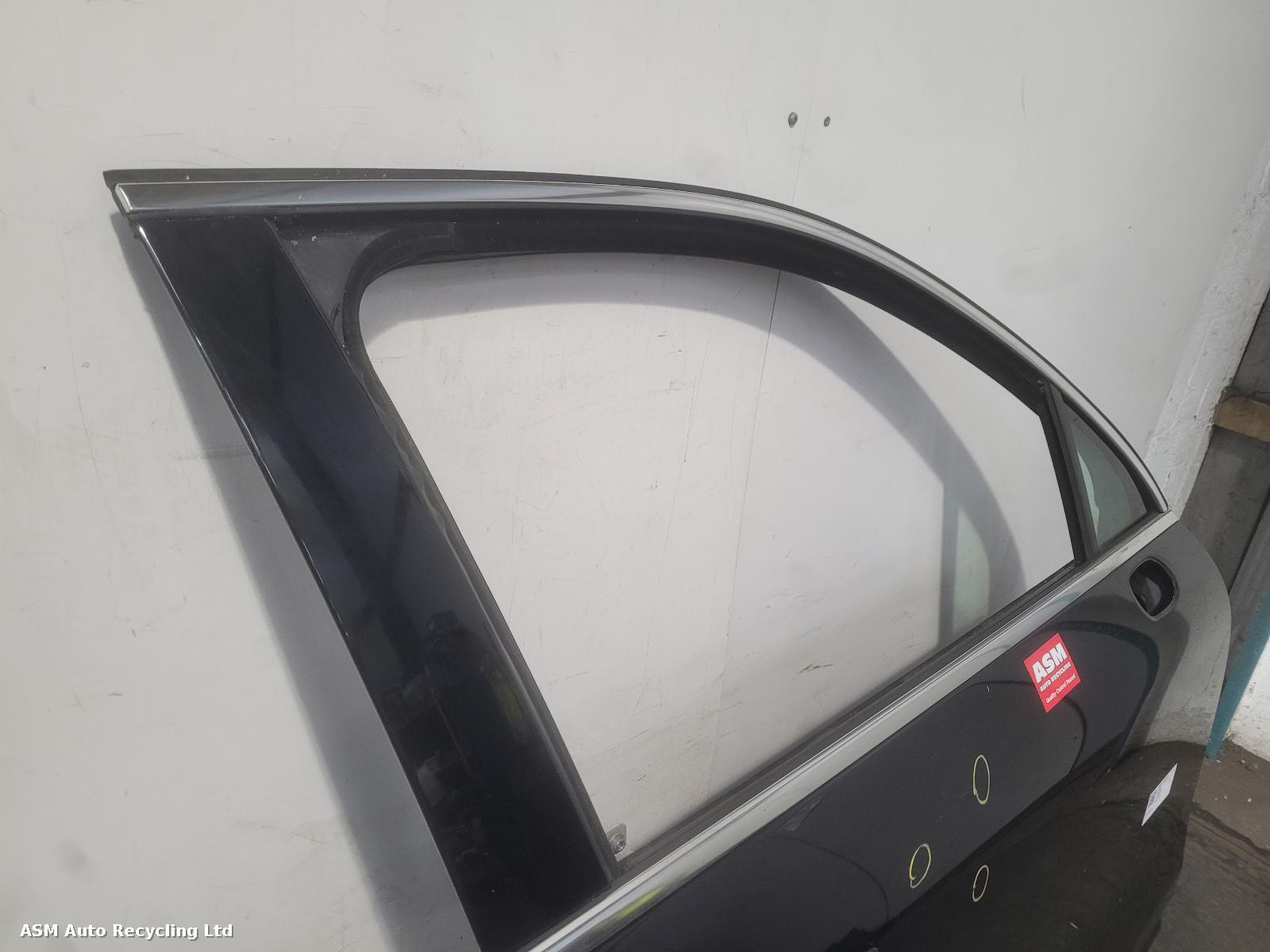 2010 Porsche Cayenne R Front Door View Auto part R Front Door Porsche Cayenne 2010