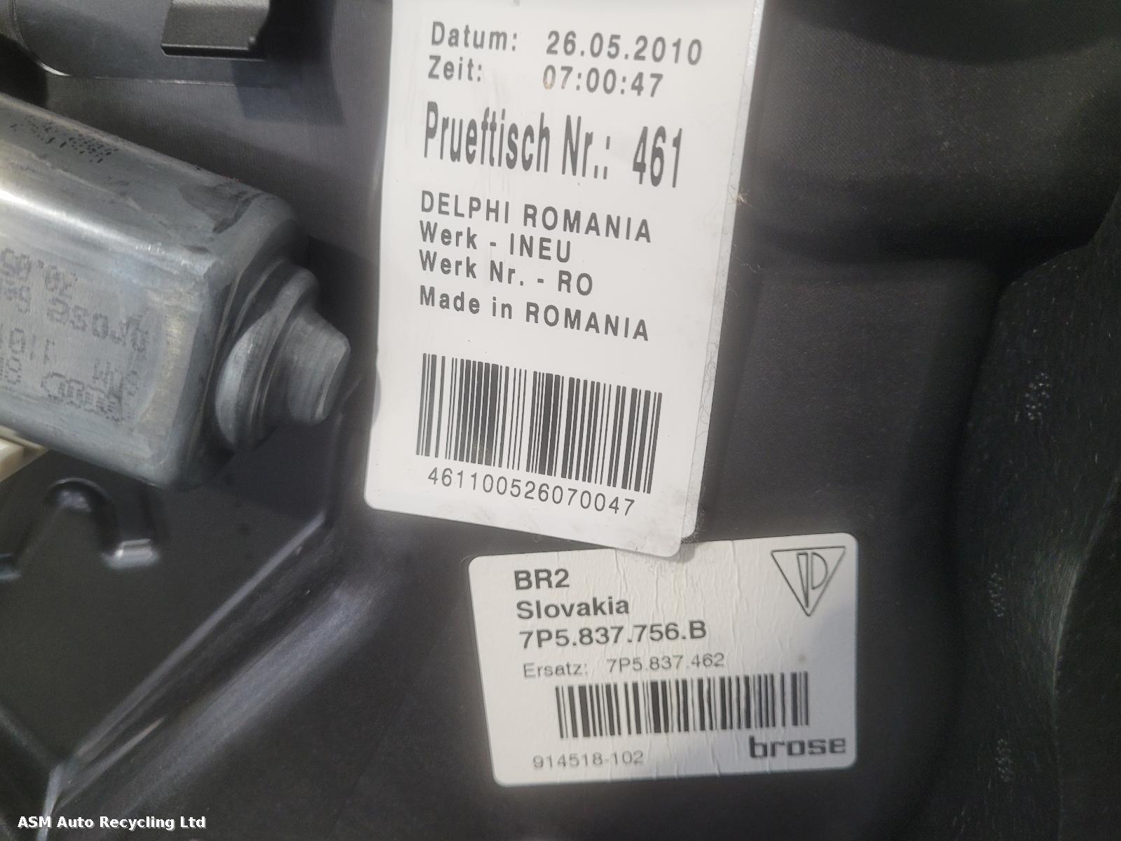 2010 Porsche Cayenne R Front Door View Auto part R Front Door Porsche Cayenne 2010