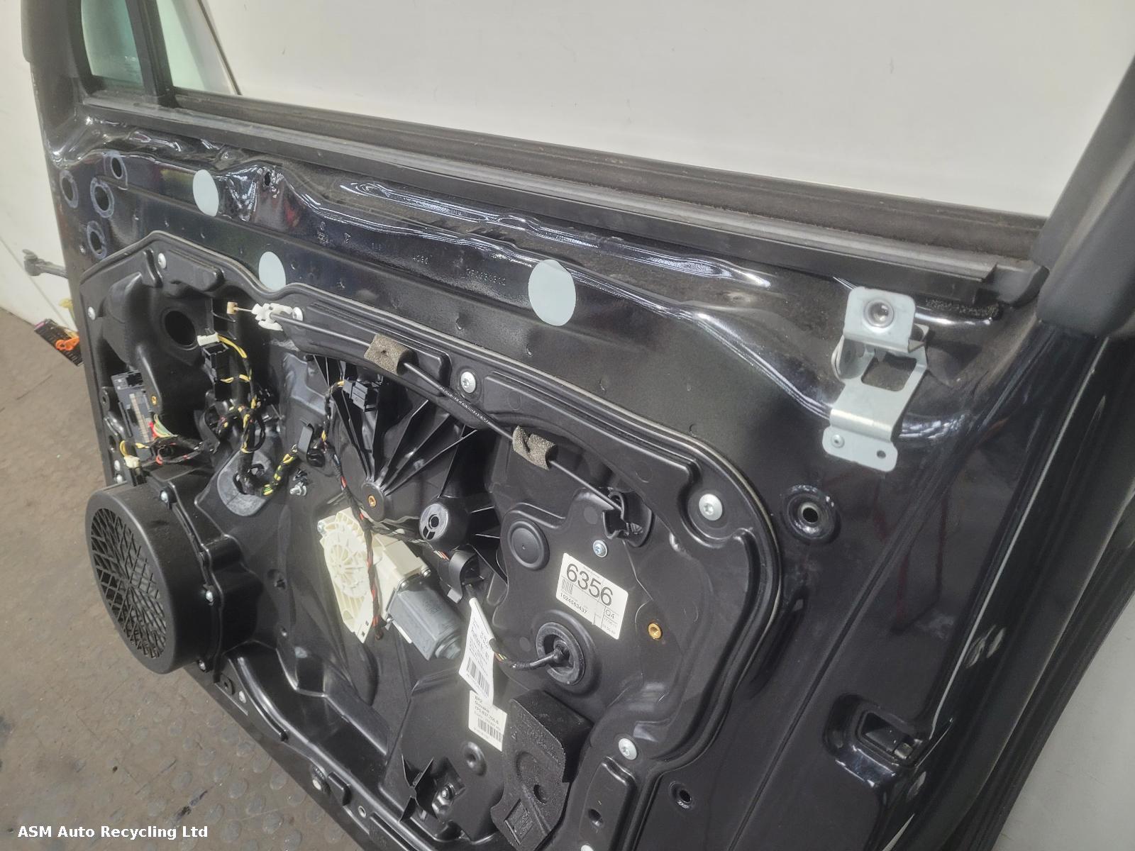 2010 Porsche Cayenne R Front Door View Auto part R Front Door Porsche Cayenne 2010