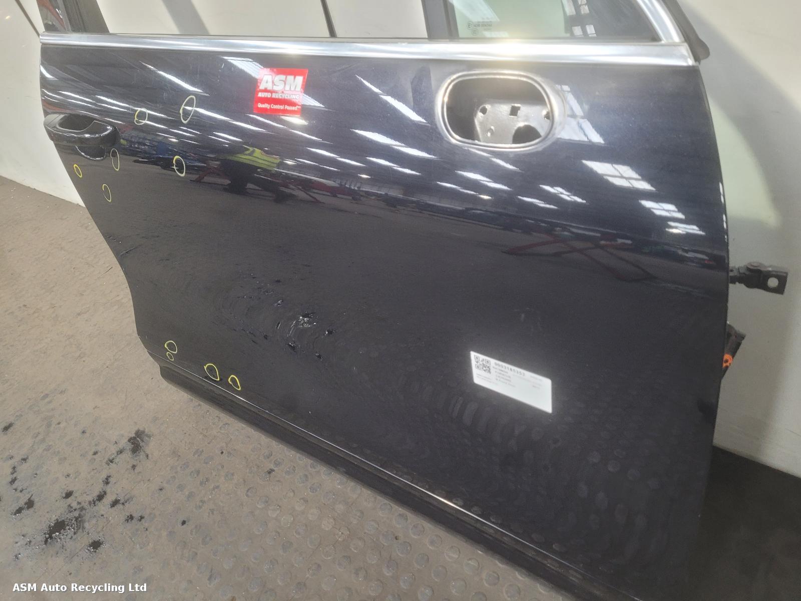 2010 Porsche Cayenne R Front Door View Auto part R Front Door Porsche Cayenne 2010