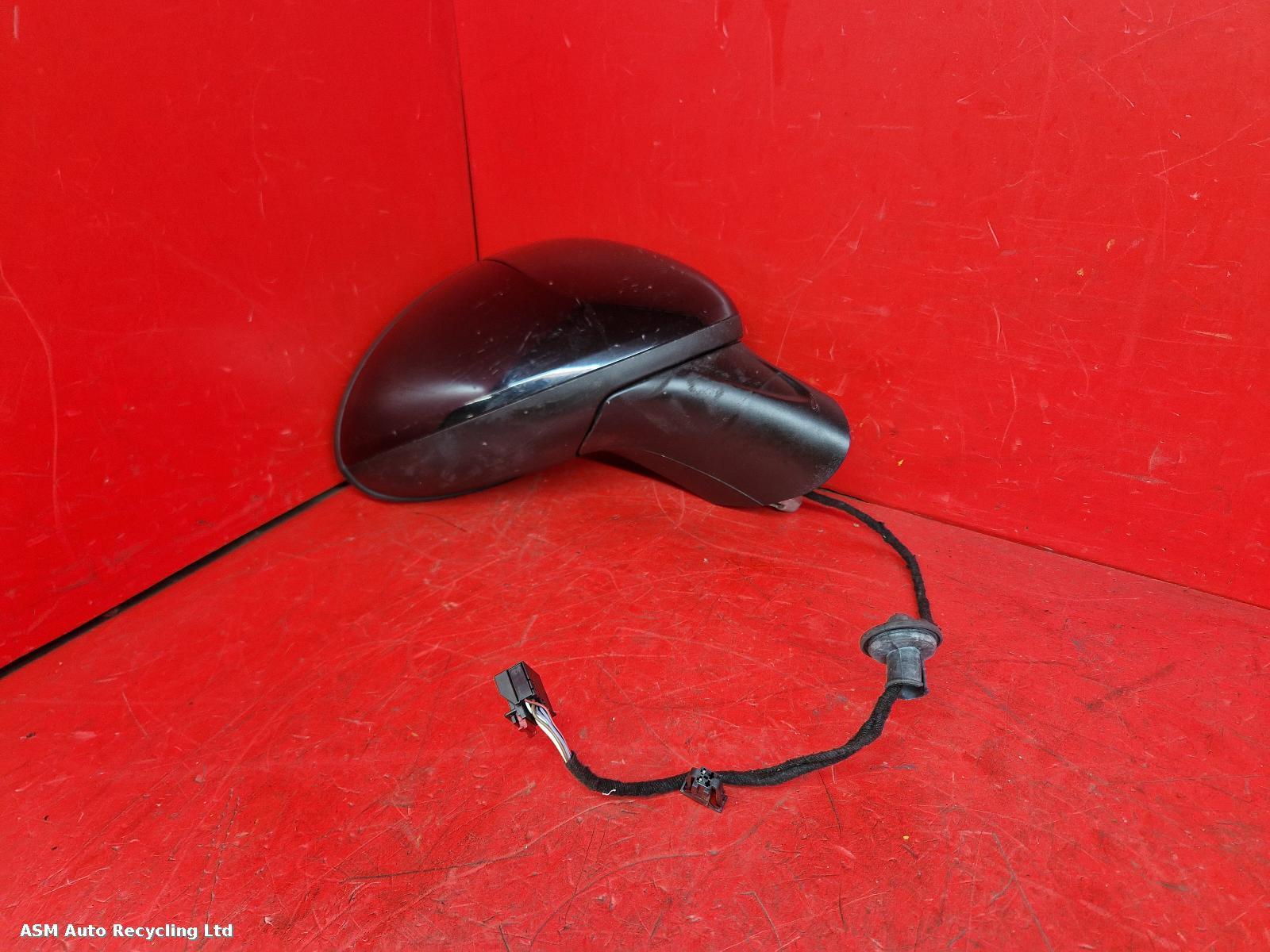 View Auto part R Door Mirror Porsche Cayenne 2010