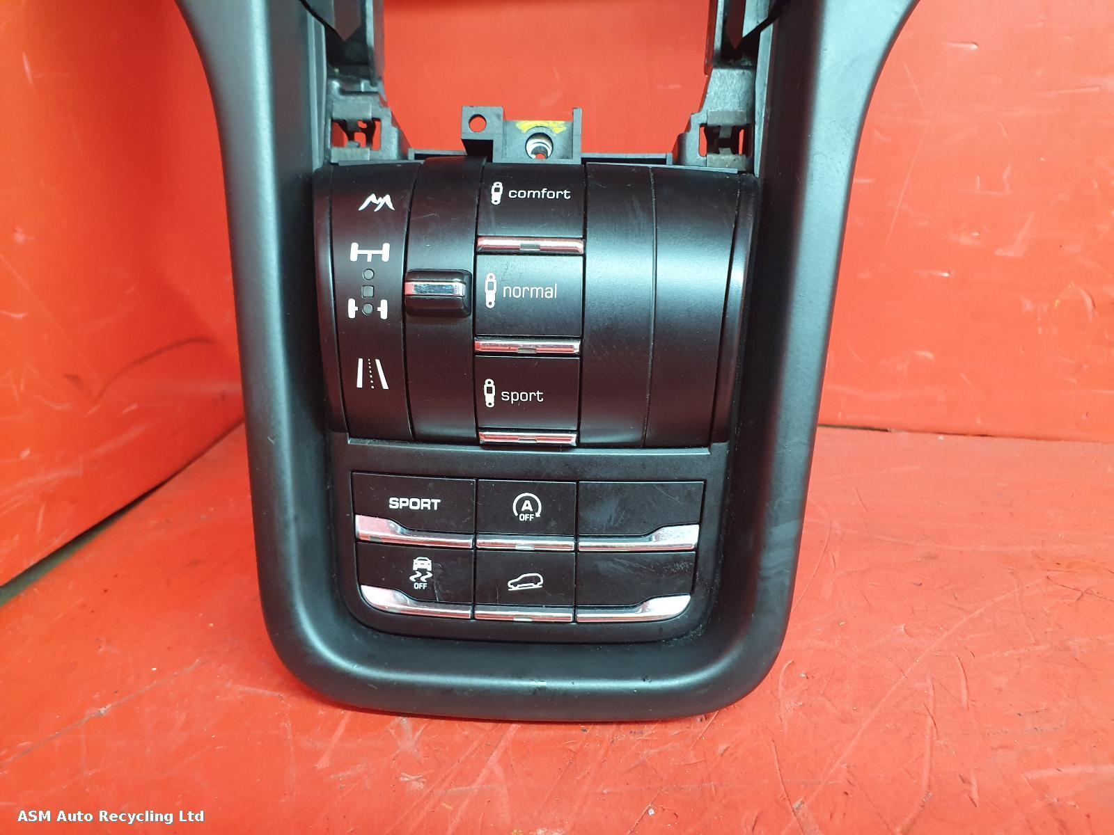 2010 Porsche Cayenne Heater/AC Controller View Auto part Heater/AC Controller Porsche Cayenne 2010