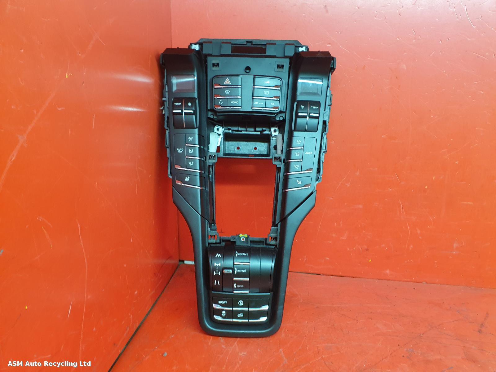 View Auto part Heater/AC Controller Porsche Cayenne 2010