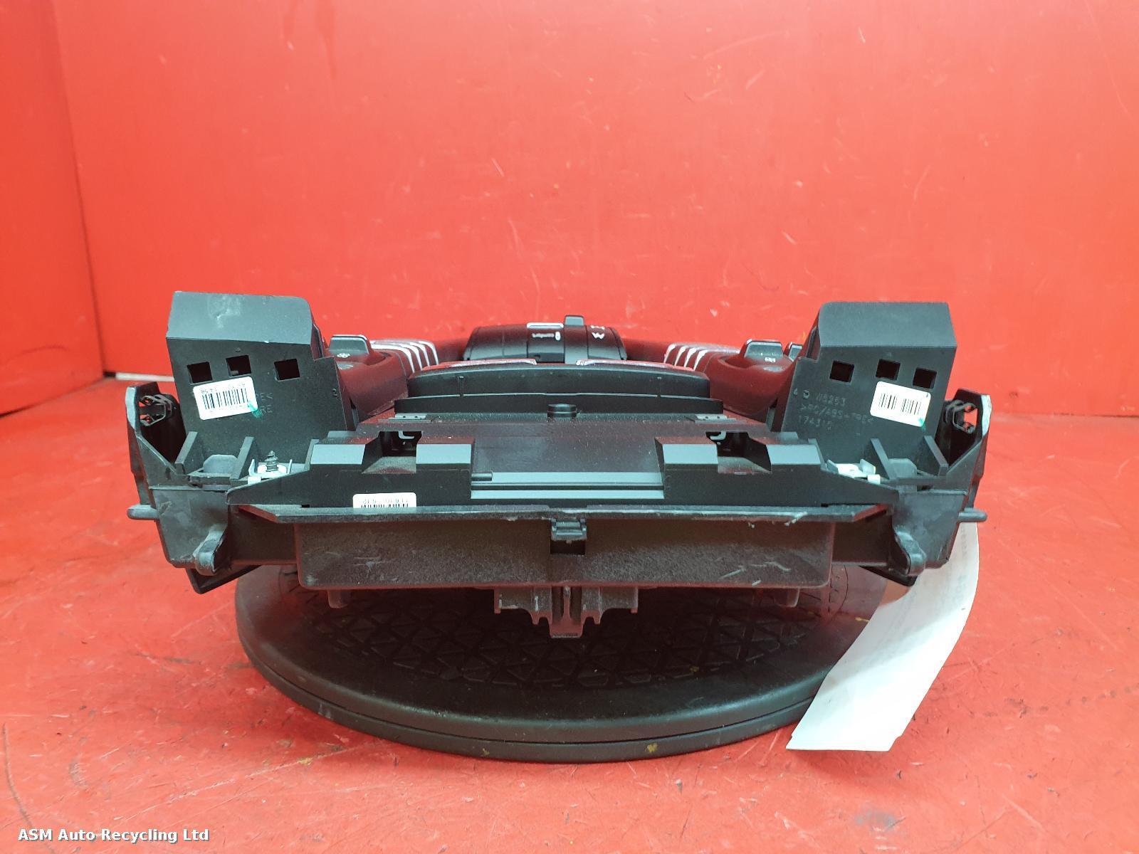 2010 Porsche Cayenne Heater/AC Controller View Auto part Heater/AC Controller Porsche Cayenne 2010