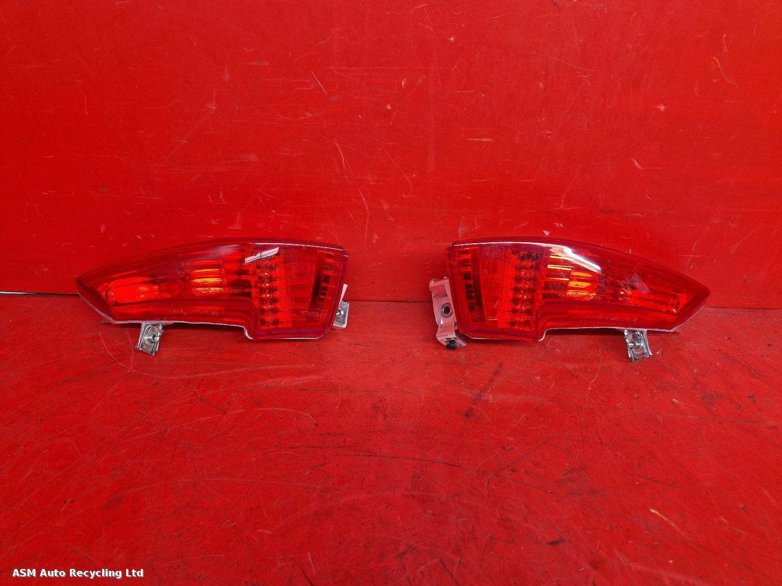 View Auto part Taillight Piaggio Mp3 300 2022