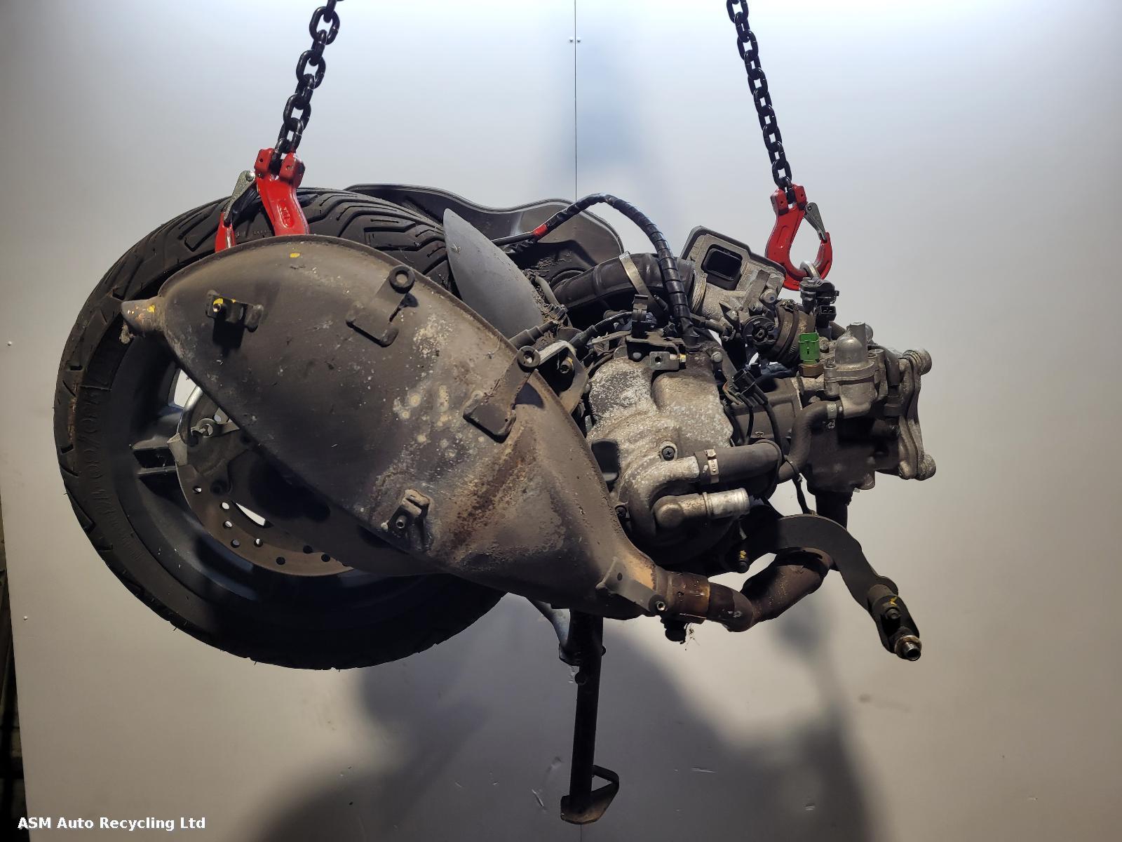 View Auto part Engine Piaggio Mp3 300 2022