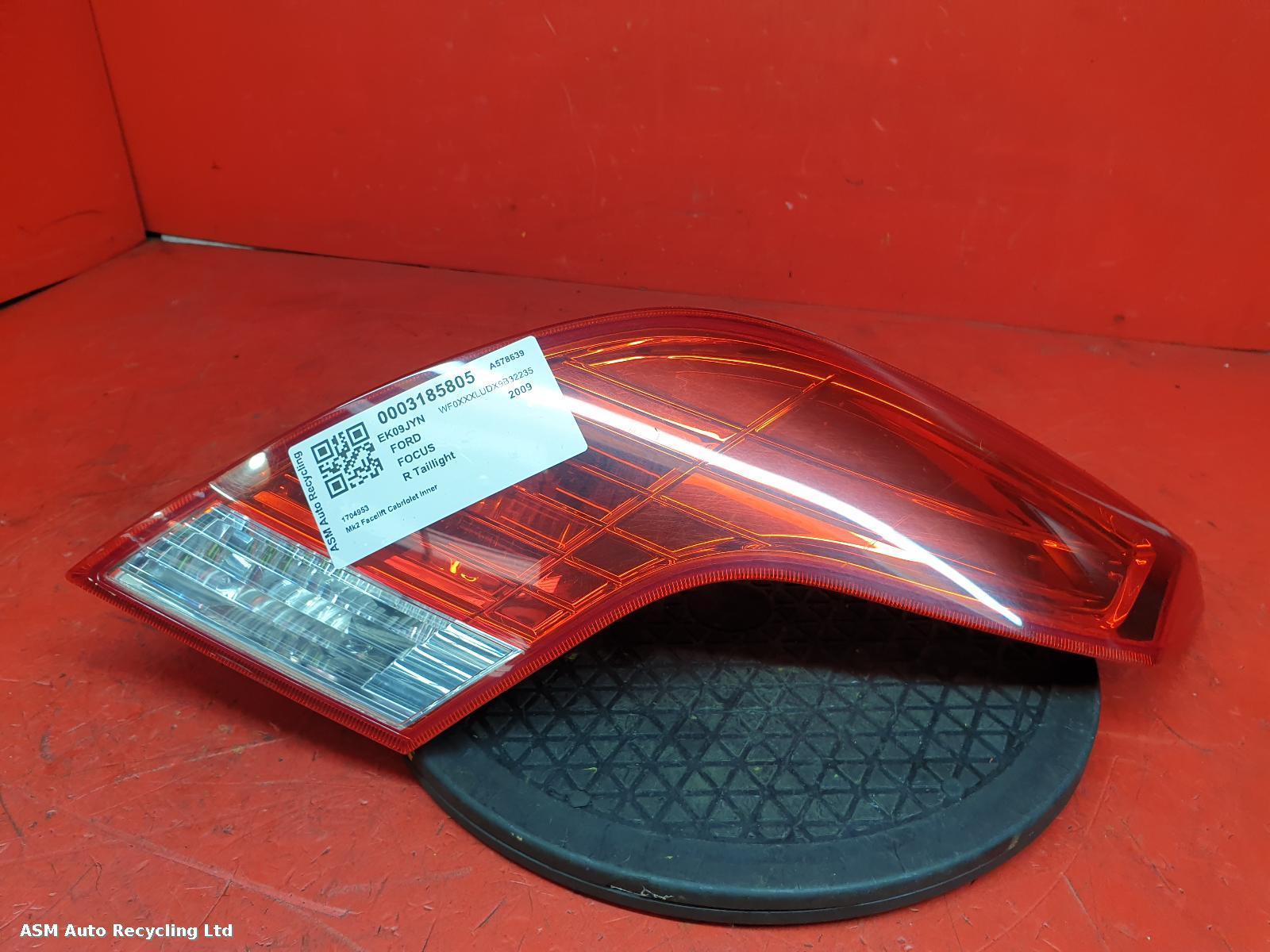 View Auto part R Taillight Ford Focus 2009