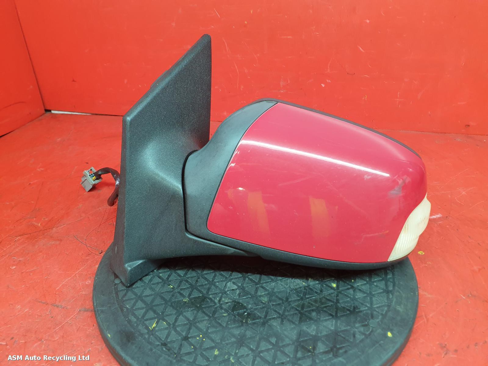 View Auto part L Door Mirror Ford Focus 2009