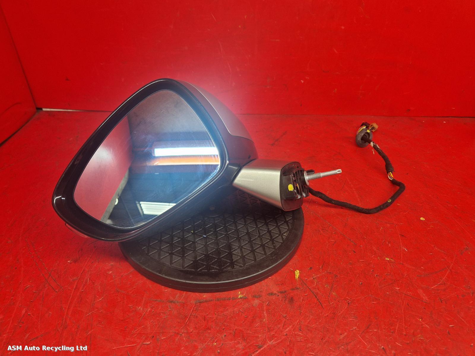 View Auto part L Door Mirror Citroen Ds5 2013