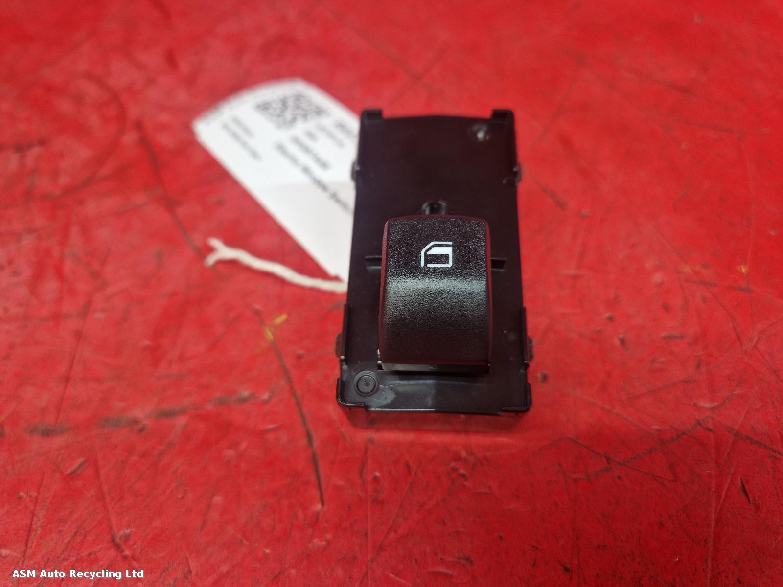 View Auto part Elect. Window Switch Kia Sportage 2022