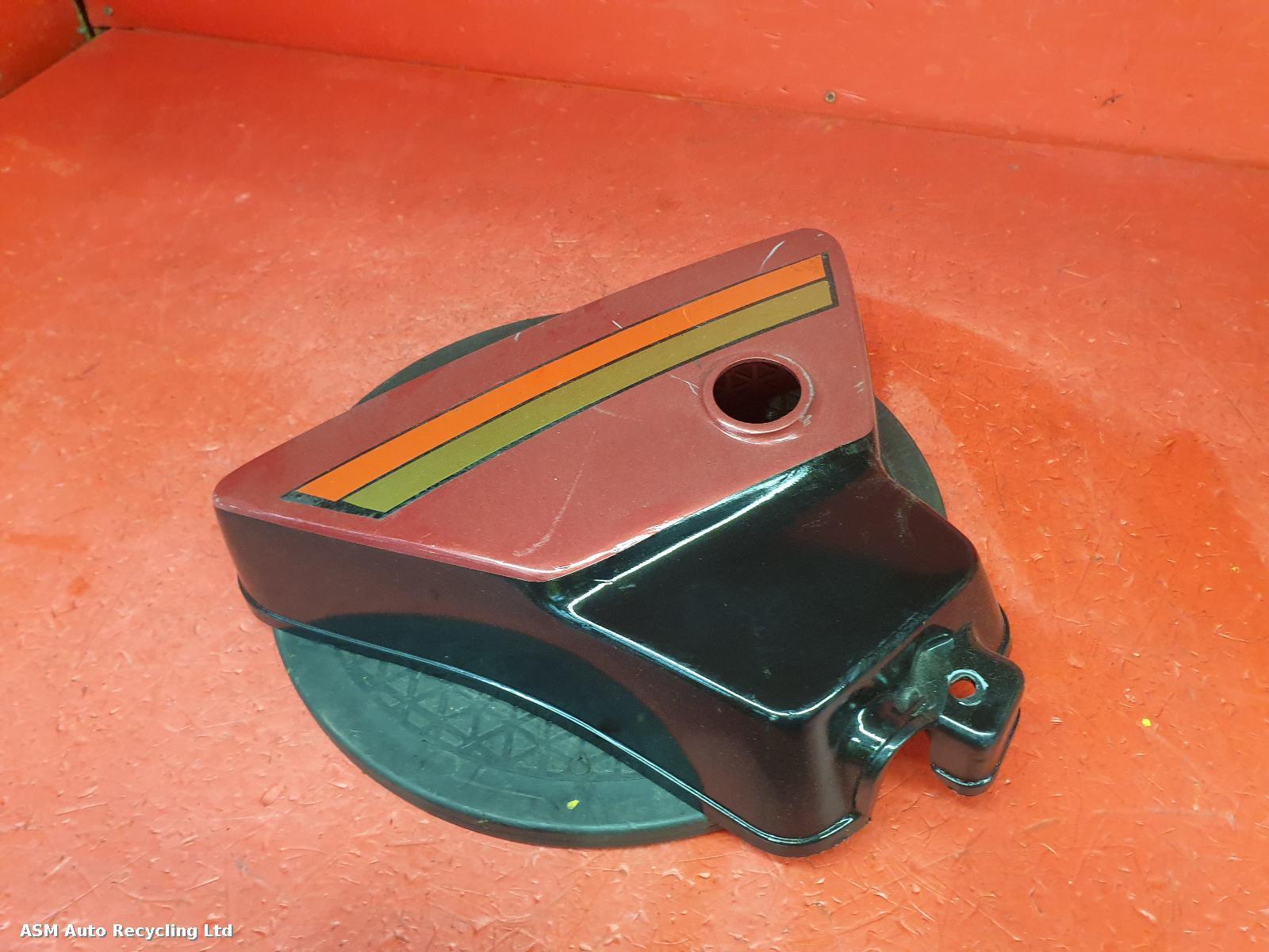 View Auto part Side Panel Right Yamaha Yb100 1979