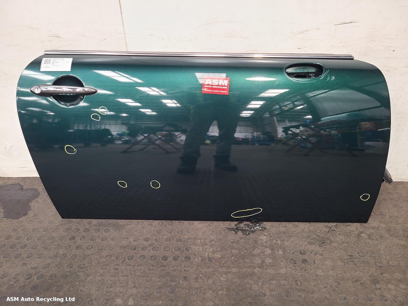 View Auto part R Front Door Mini (bmw) Mini 2003