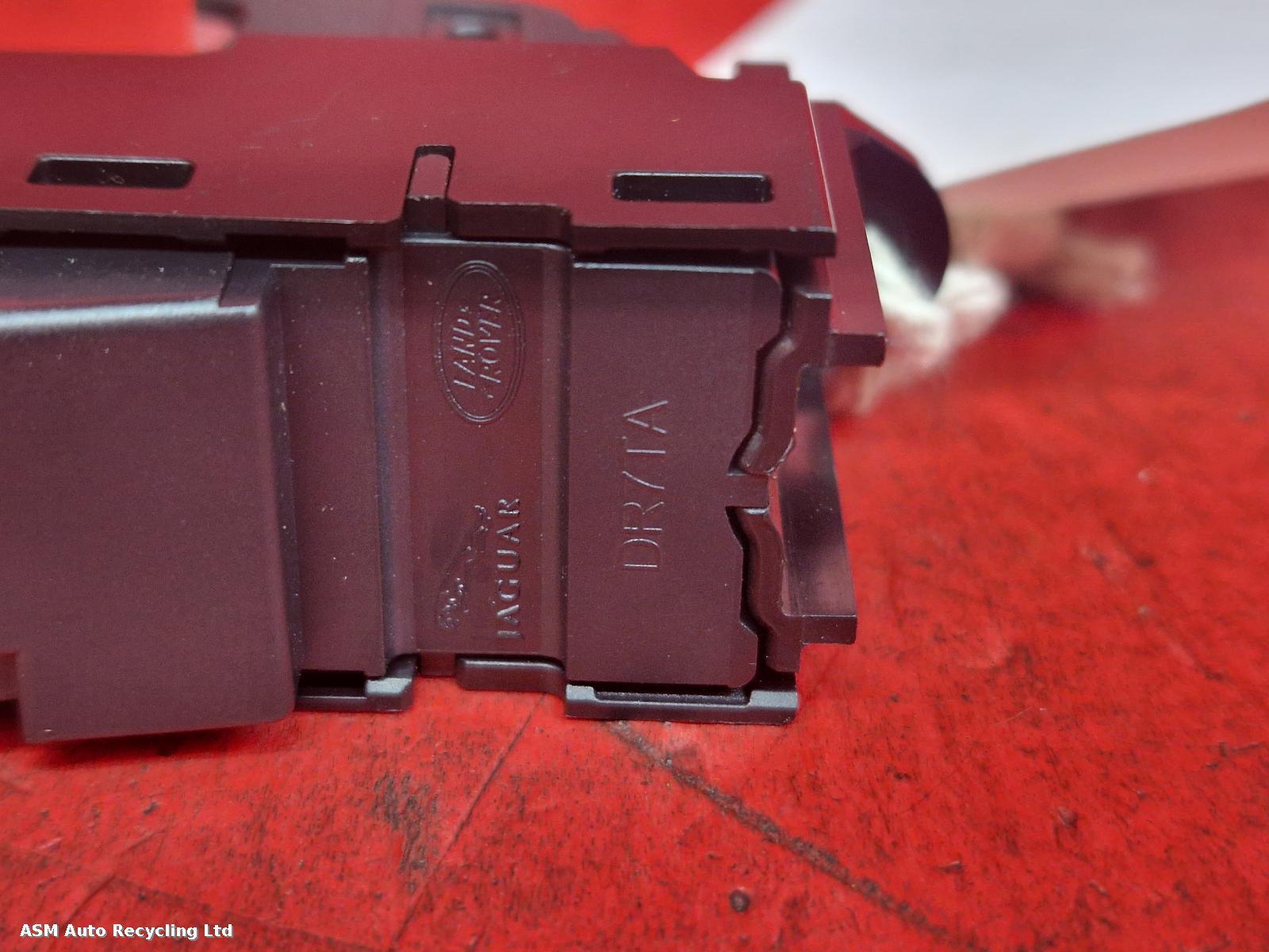 View Auto part Elect. Window Switch Land Rover Range Rover Velar 2018