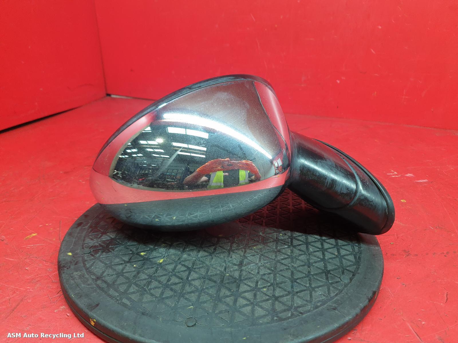 View Auto part R Door Mirror Mini (bmw) Mini 2004