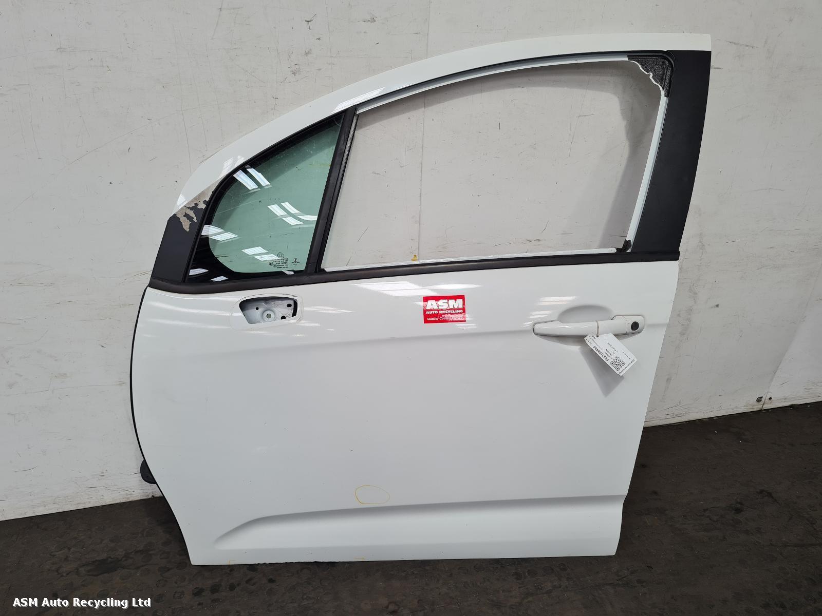 View Auto part L Front Door Citroen C3 2016