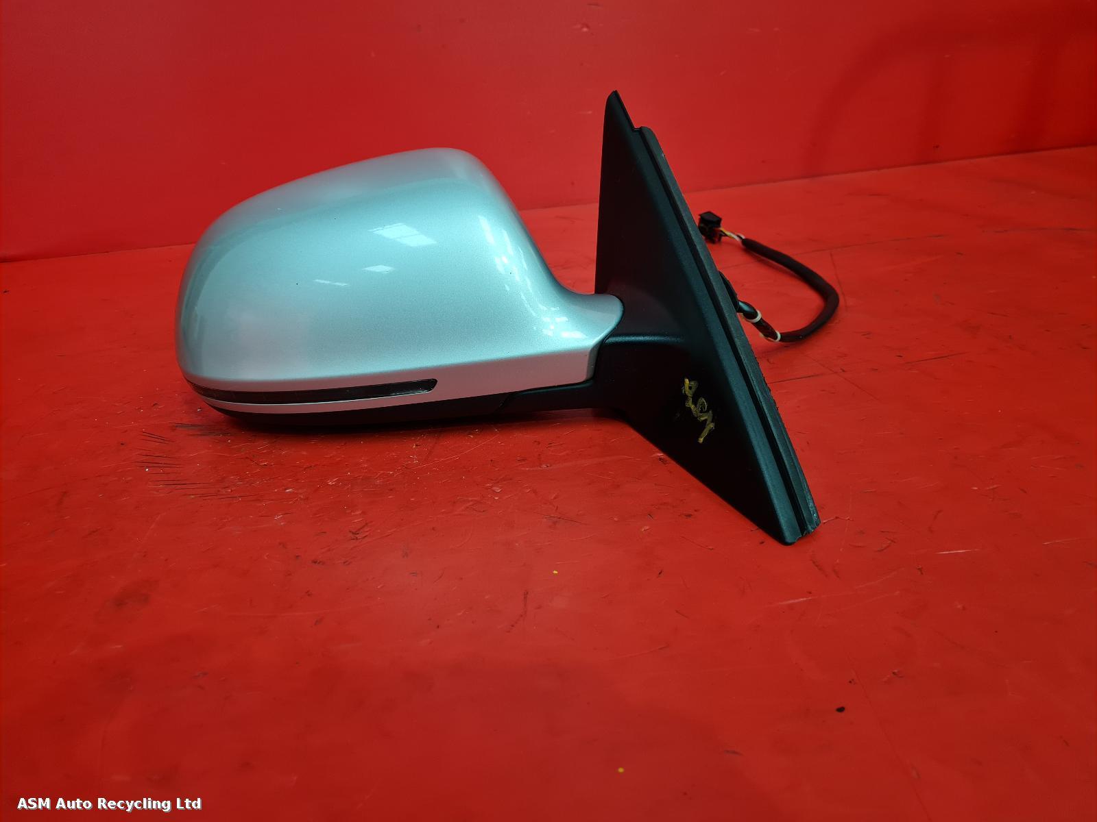 View Auto part R Door Mirror Audi A4 2008
