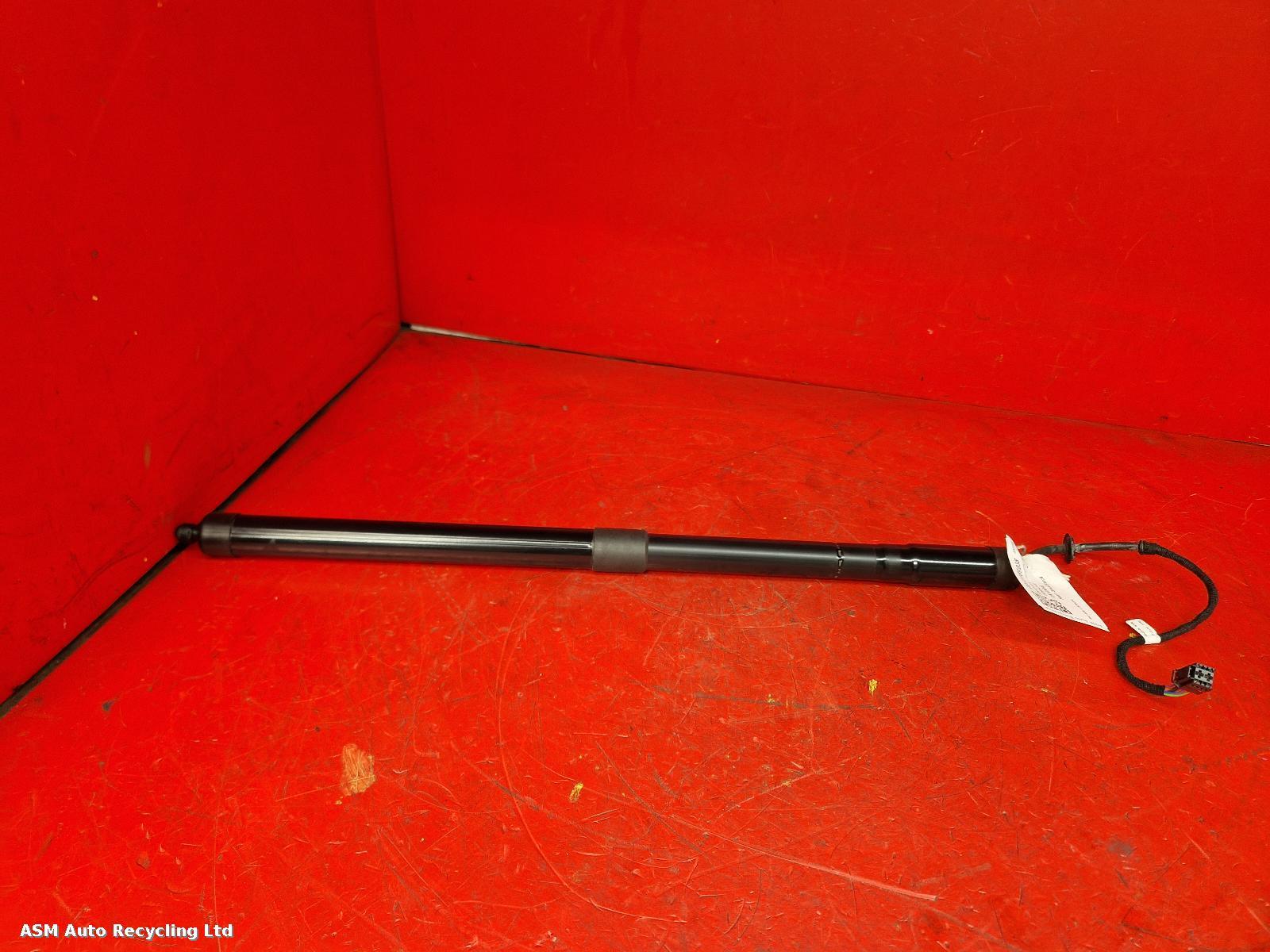 View Auto part Hatch Strut/Shock Porsche Cayenne 2010