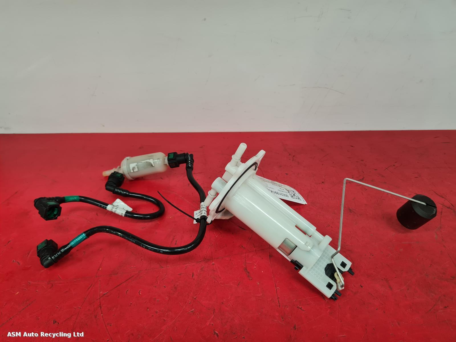 View Auto part Fuel Pump Ktm 125 Duke 2022