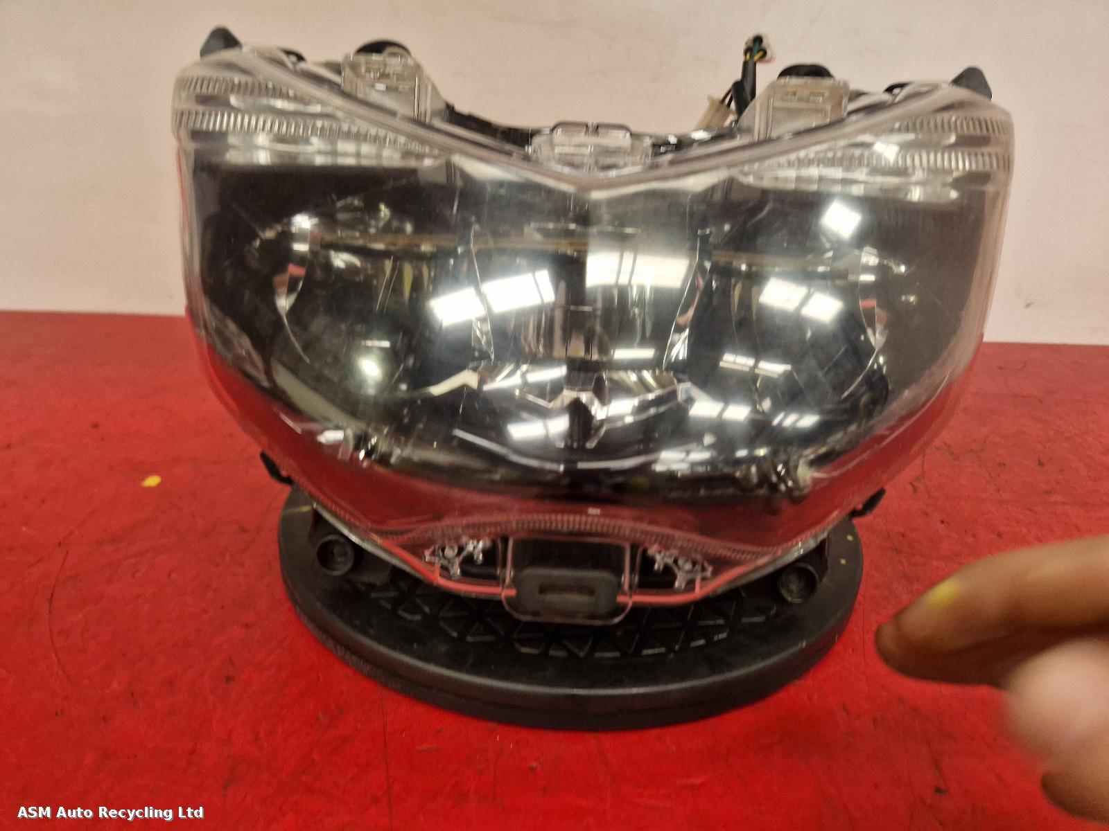 View Auto part Headlamp Yamaha Nmax 125 2016