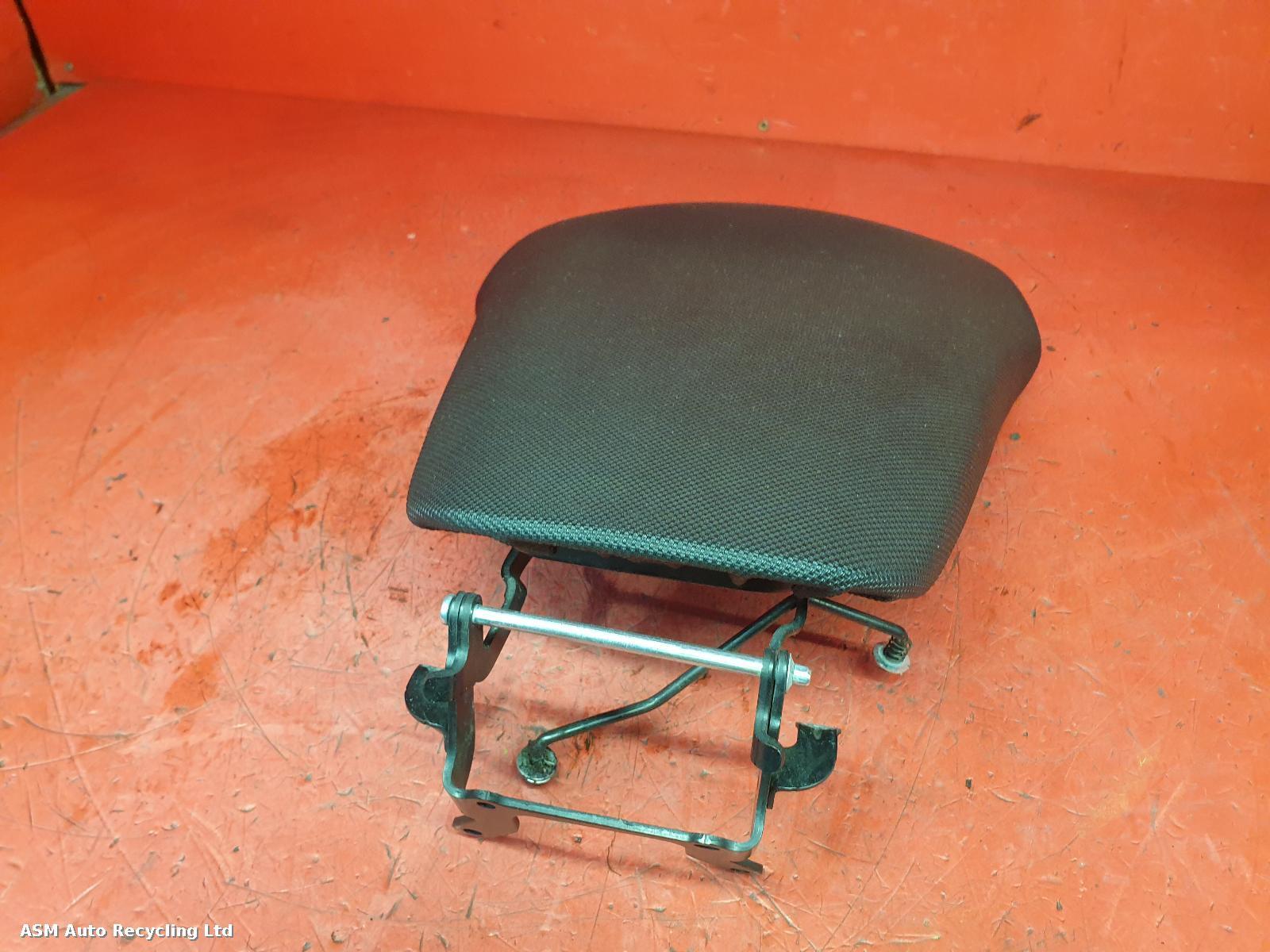 View Auto part 2nd Seat (Rear Seat) Honda Nc 750 2014