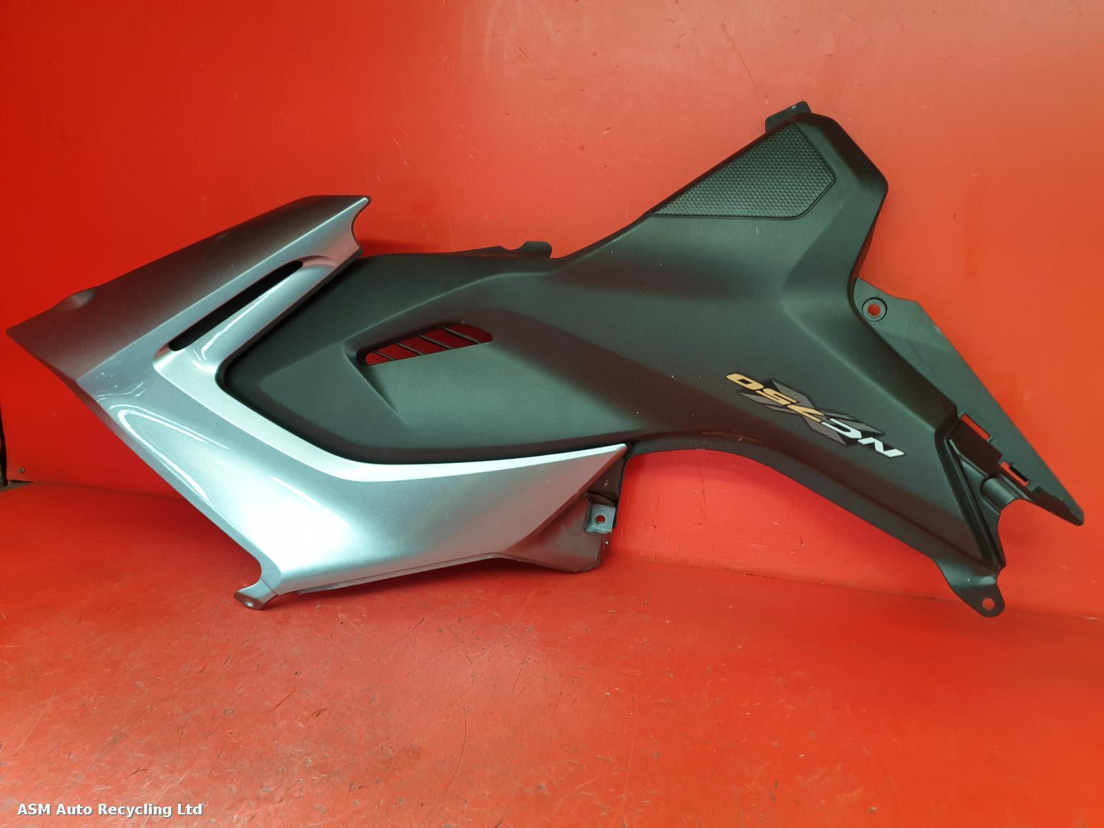 View Auto part Side Panel Right Honda Nc 750 2014