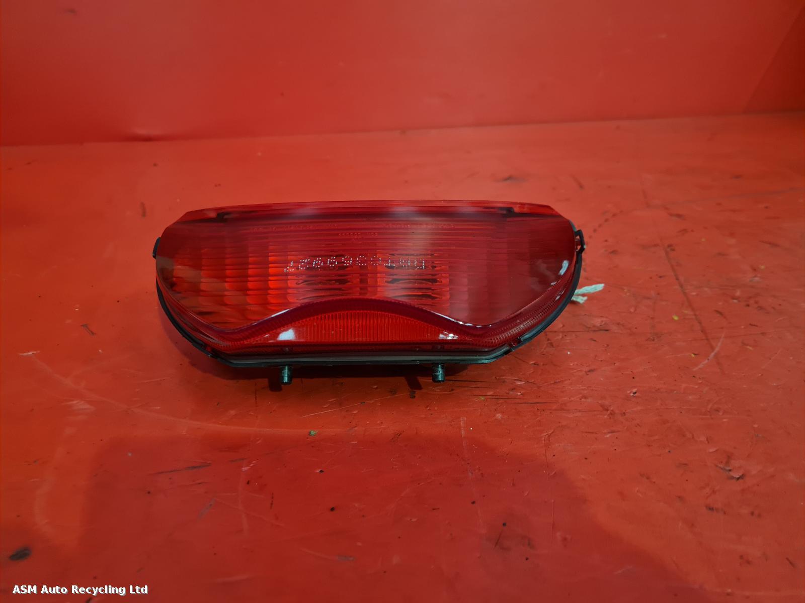 View Auto part Taillight Honda Cbr 600 F 2000